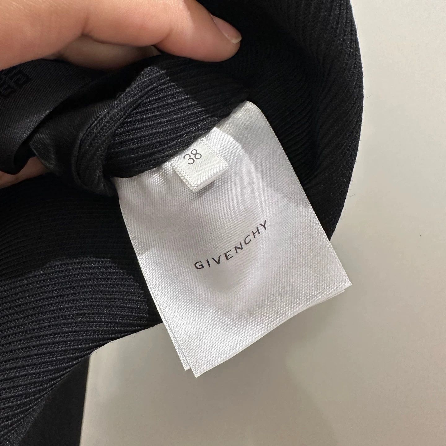 Givenchy Givenchy T-Shirt M Women Size M / US 6-8 / IT 42-44 - 4 Thumbnail