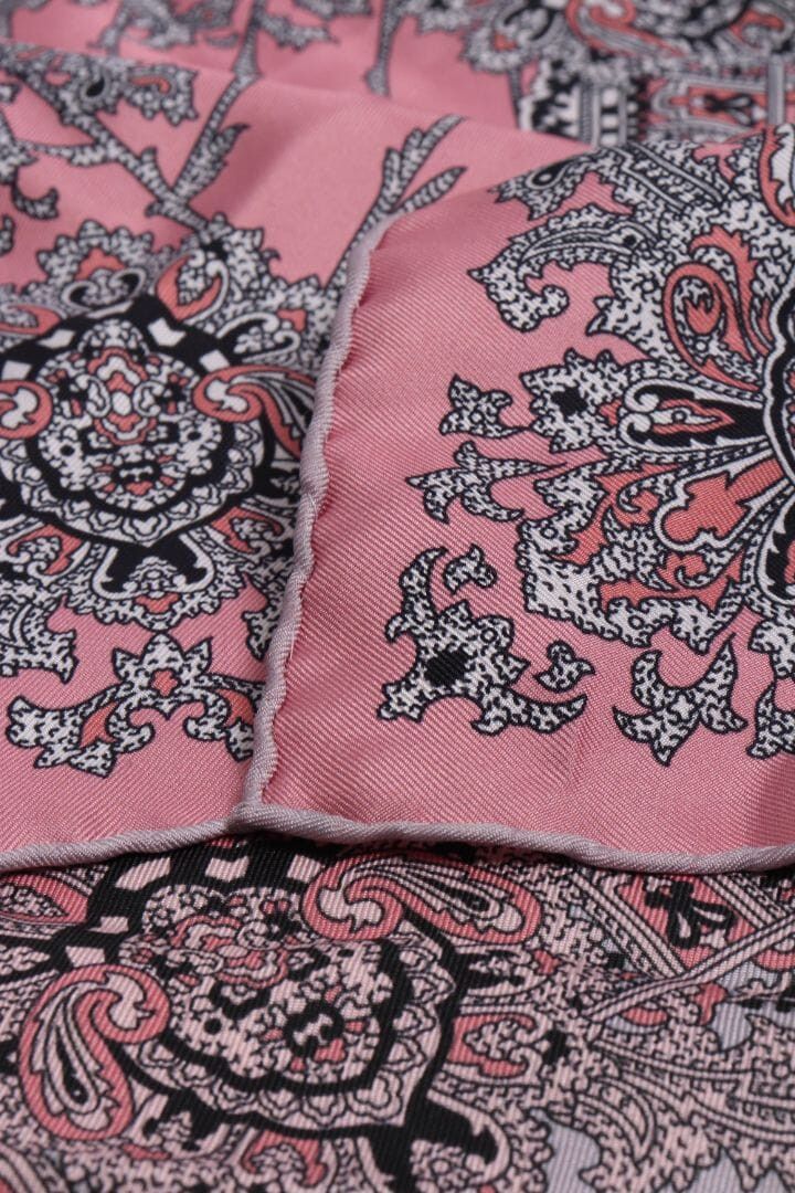 Etro Pink paisley silk scarf Size ONE SIZE - 4 Thumbnail