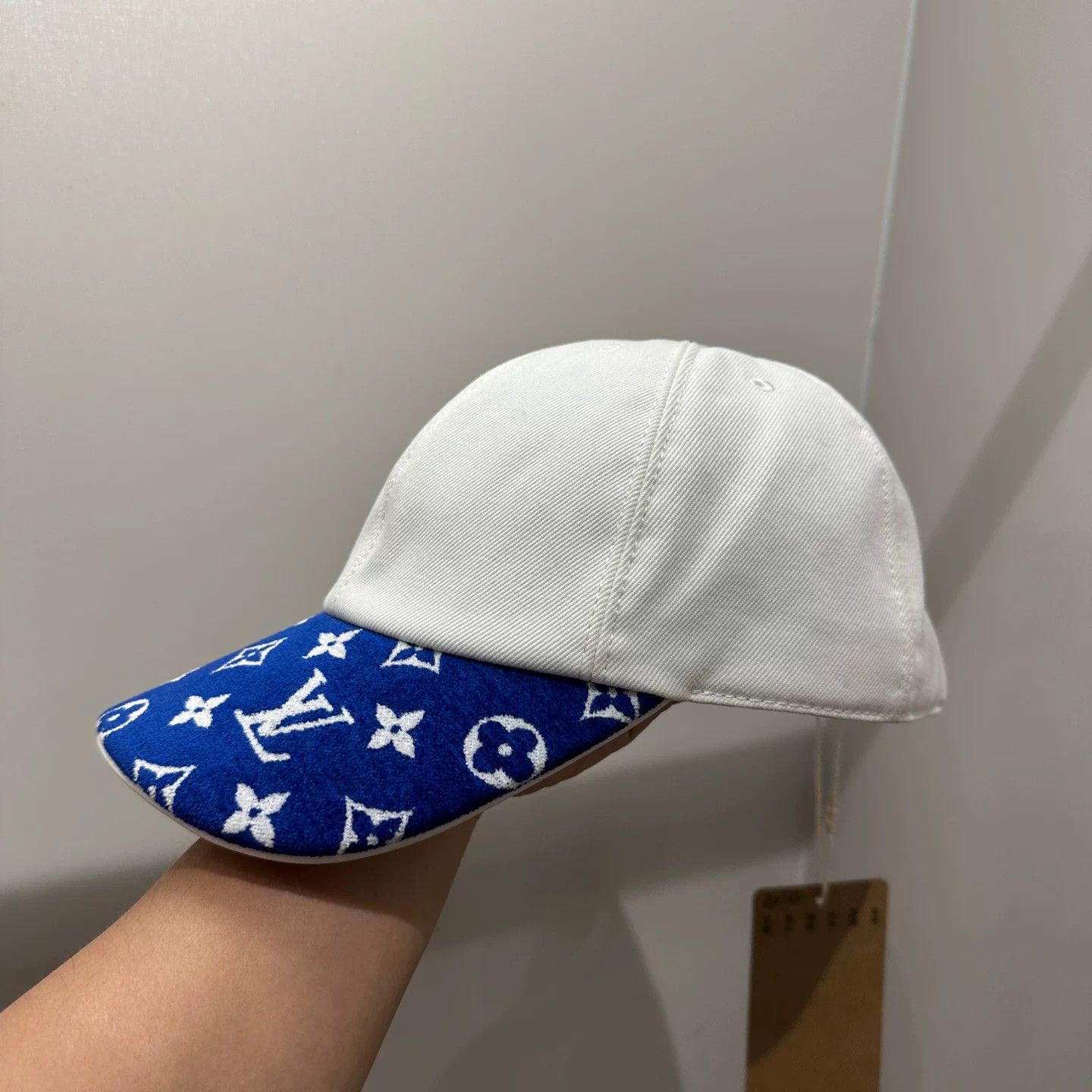 Louis Vuitton Louis Vuitton Hat one size Men Size ONE SIZE - 4 Thumbnail