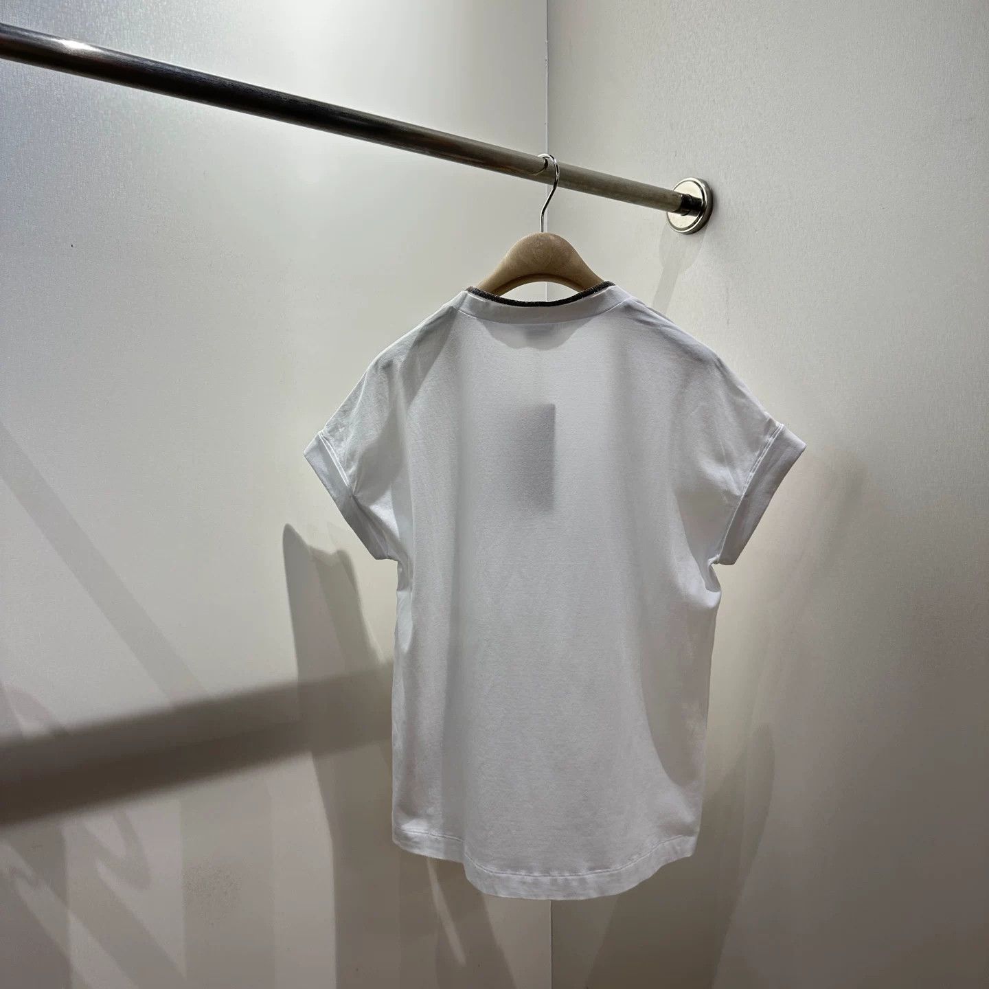 Brunello Cucinelli Brunello Cucinelli T-Shirt XS Women Size XS / US 0-2 / IT 36-38 - 2 Thumbnail