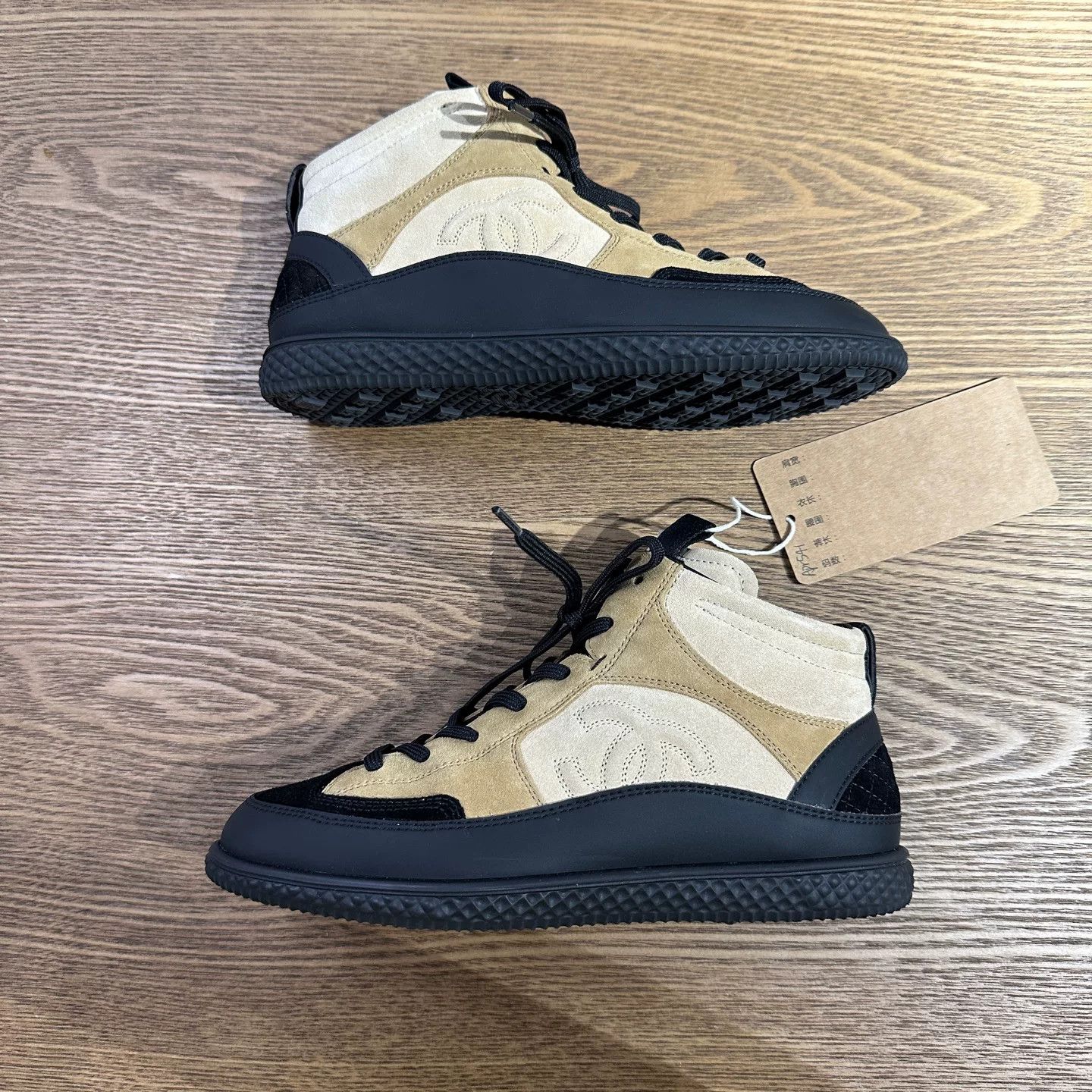 Chanel Chanel Retro Multi Lowtop Sneakers 5 Men Size US 5 / EU 37 - 3 Thumbnail