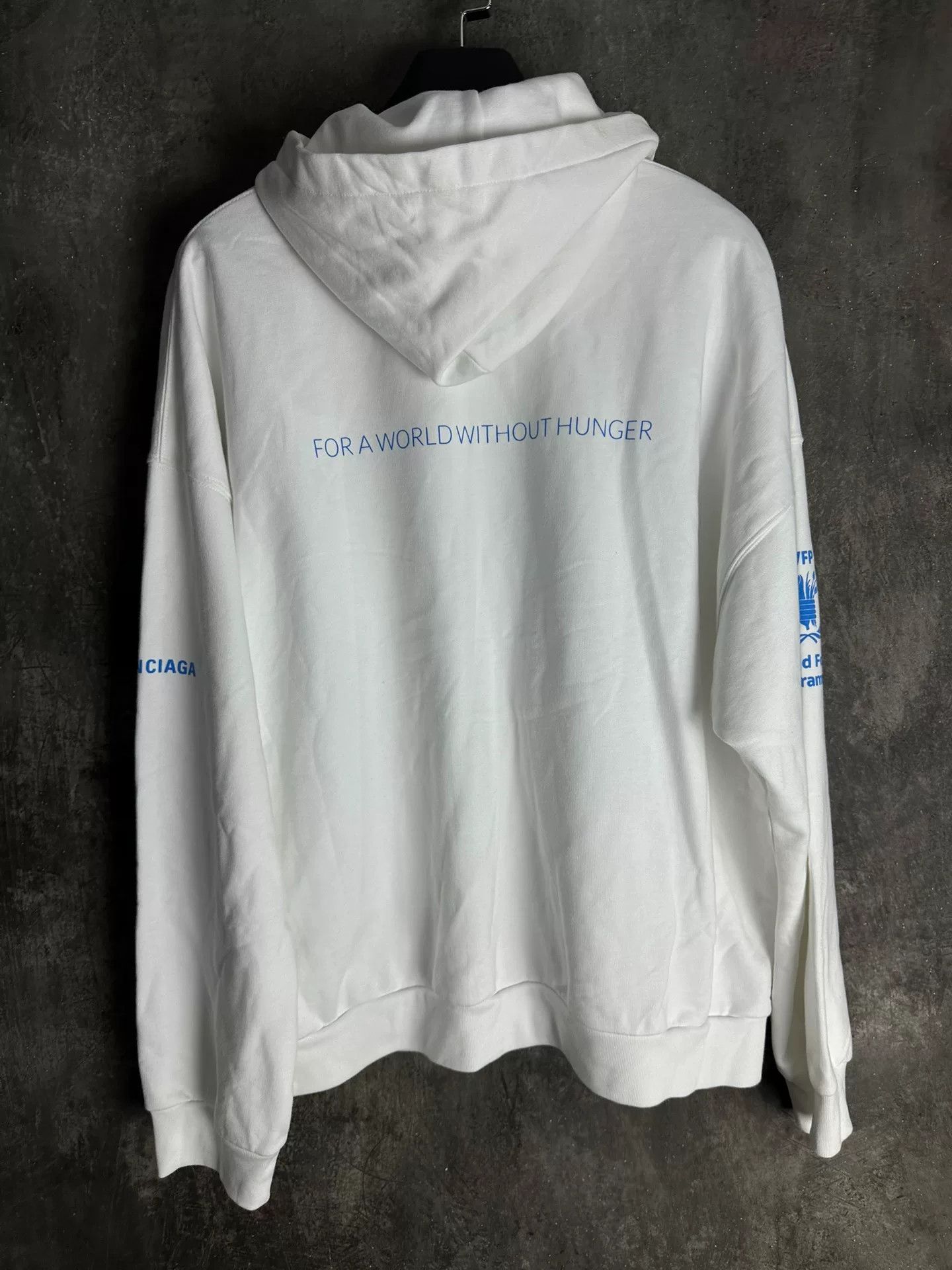 Balenciaga Balenciaga WFP Zip-Up Hoodie Size L Size US L / EU 52-54 / 3 - 4 Thumbnail