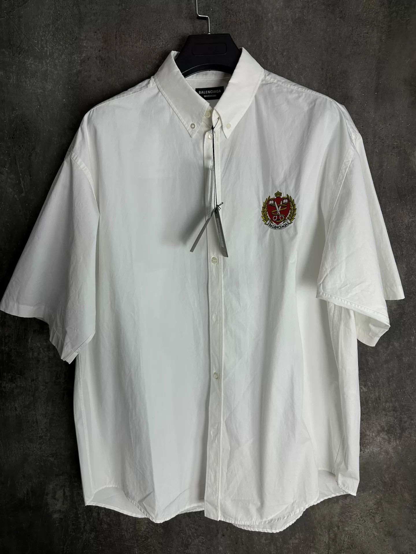 Balenciaga Balenciaga Est 1917 Crest Embroidered Shirt 40 Size US M / EU 48-50 / 2 - 4 Thumbnail