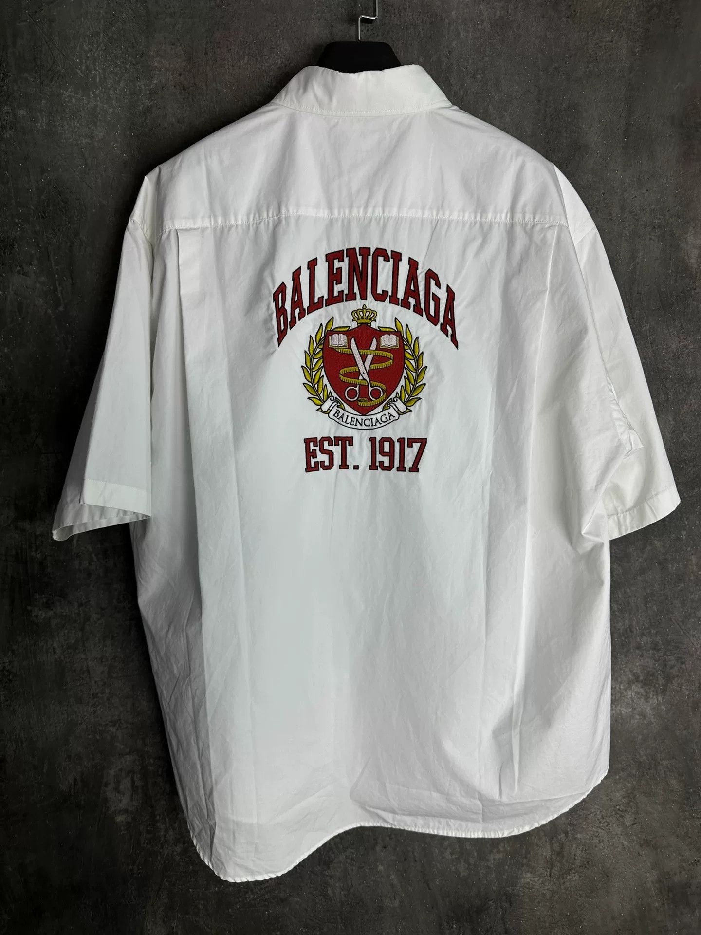 Balenciaga Balenciaga Est 1917 Crest Embroidered Shirt 40 Size US M / EU 48-50 / 2 - 2 Thumbnail