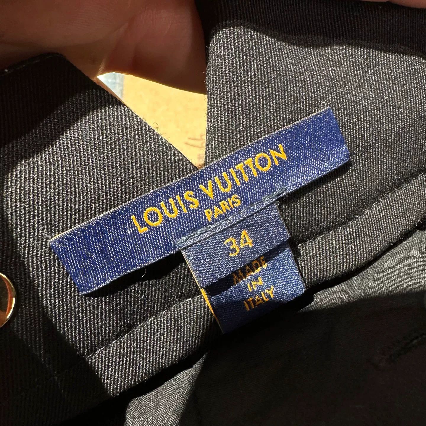 Louis Vuitton Louis Vuitton Gold T-Shirt us_4 Women Size S / US 4 / IT 40 - 3 Thumbnail