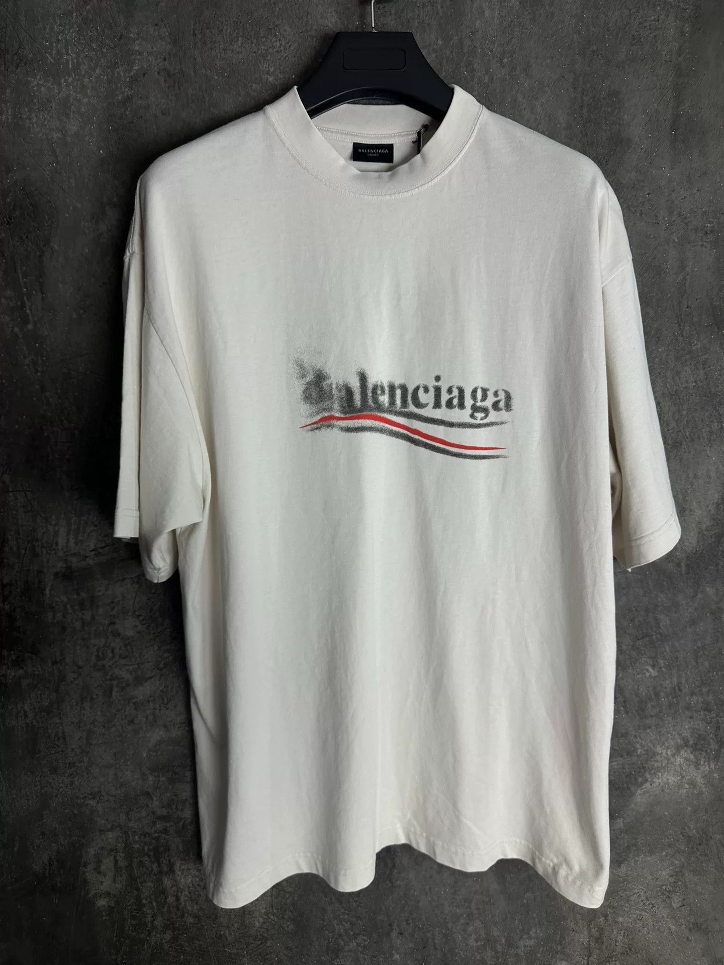 Balenciaga Balenciaga Blurred Wave Logo T-Shirt Size L Size US L / EU 52-54 / 3 - 2 Thumbnail