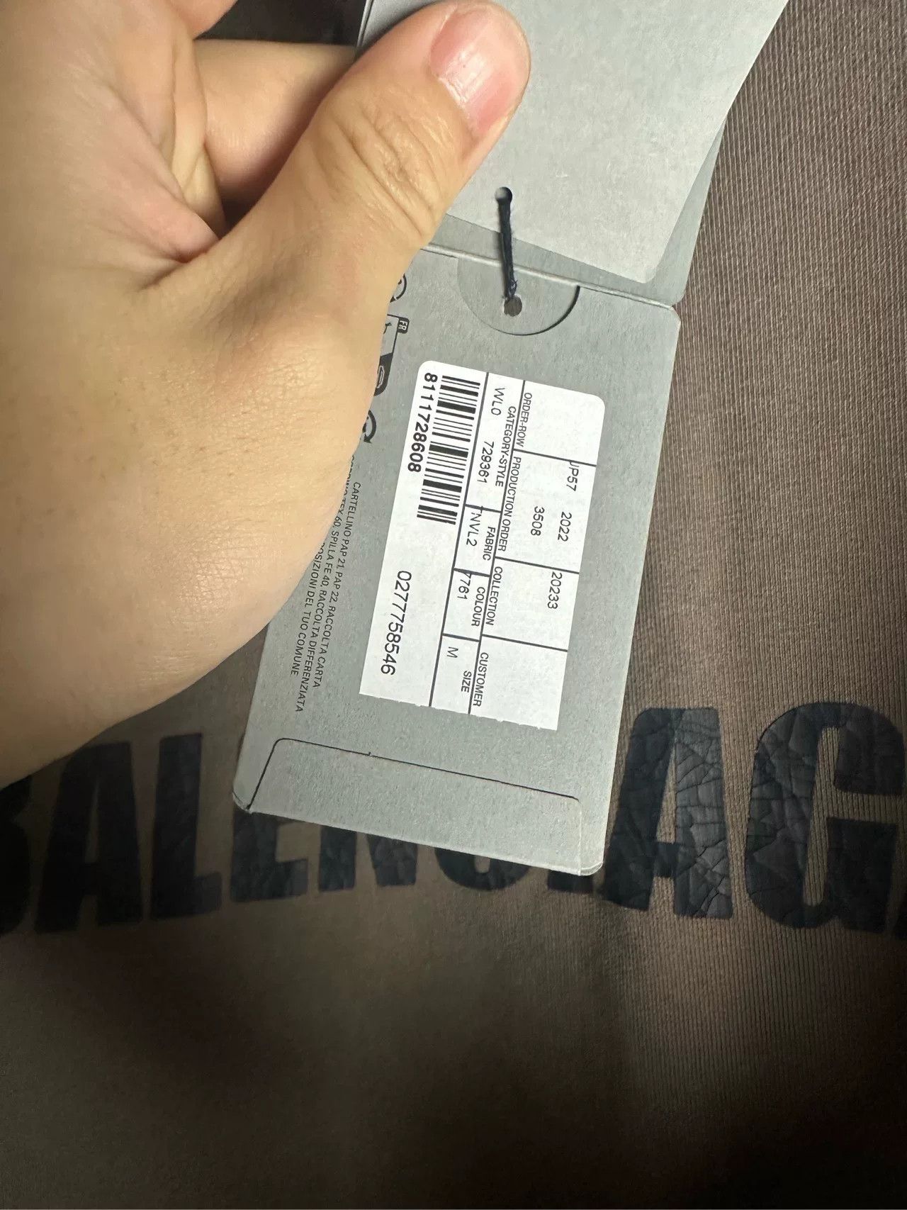 Balenciaga Balenciaga Cracked Logo Distressed Hoodie Size M Size US M / EU 48-50 / 2 - 7 Thumbnail