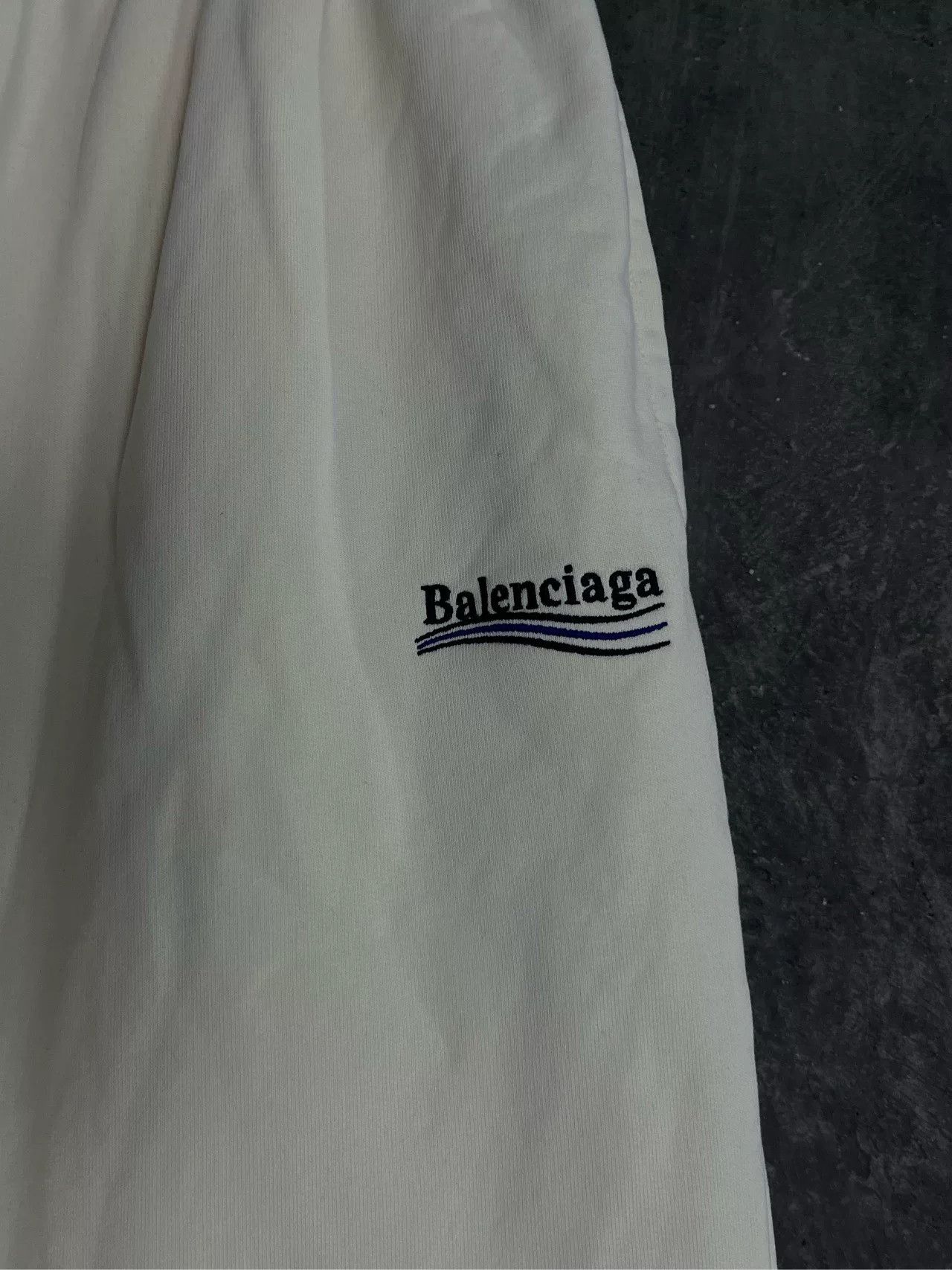 Balenciaga Balenciaga Political Campaign Sweatpants Size XS Size US 28 / EU 44 - 4 Thumbnail