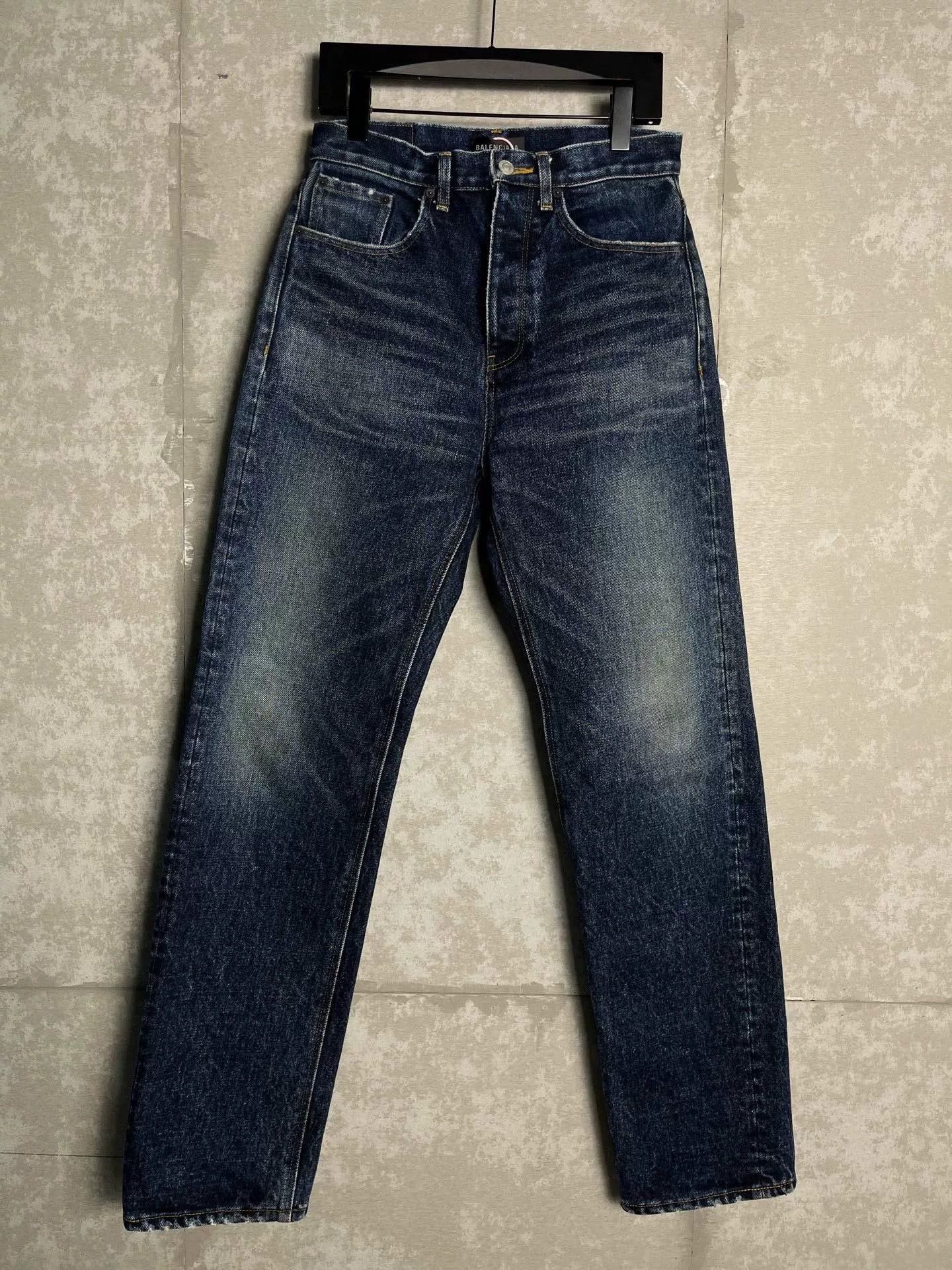 Balenciaga Balenciaga Garde-Robe Dark Wash Jeans 30 Size US 30 / EU 46 - 2 Thumbnail