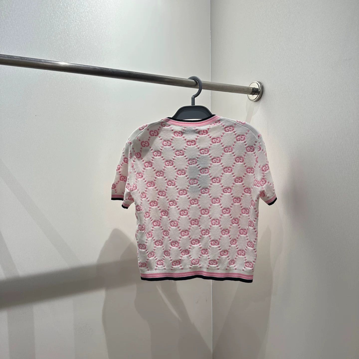 Gucci Gucci Knit T-Shirt S Women Size S / US 4 / IT 40 - 2 Thumbnail