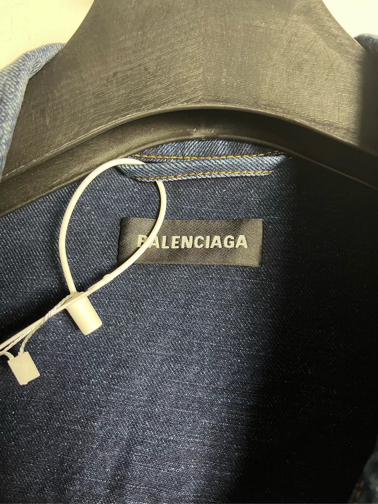 Balenciaga Balenciaga FBI Logo Denim Jacket Size 2 Size US M / EU 48-50 / 2 - 3 Thumbnail