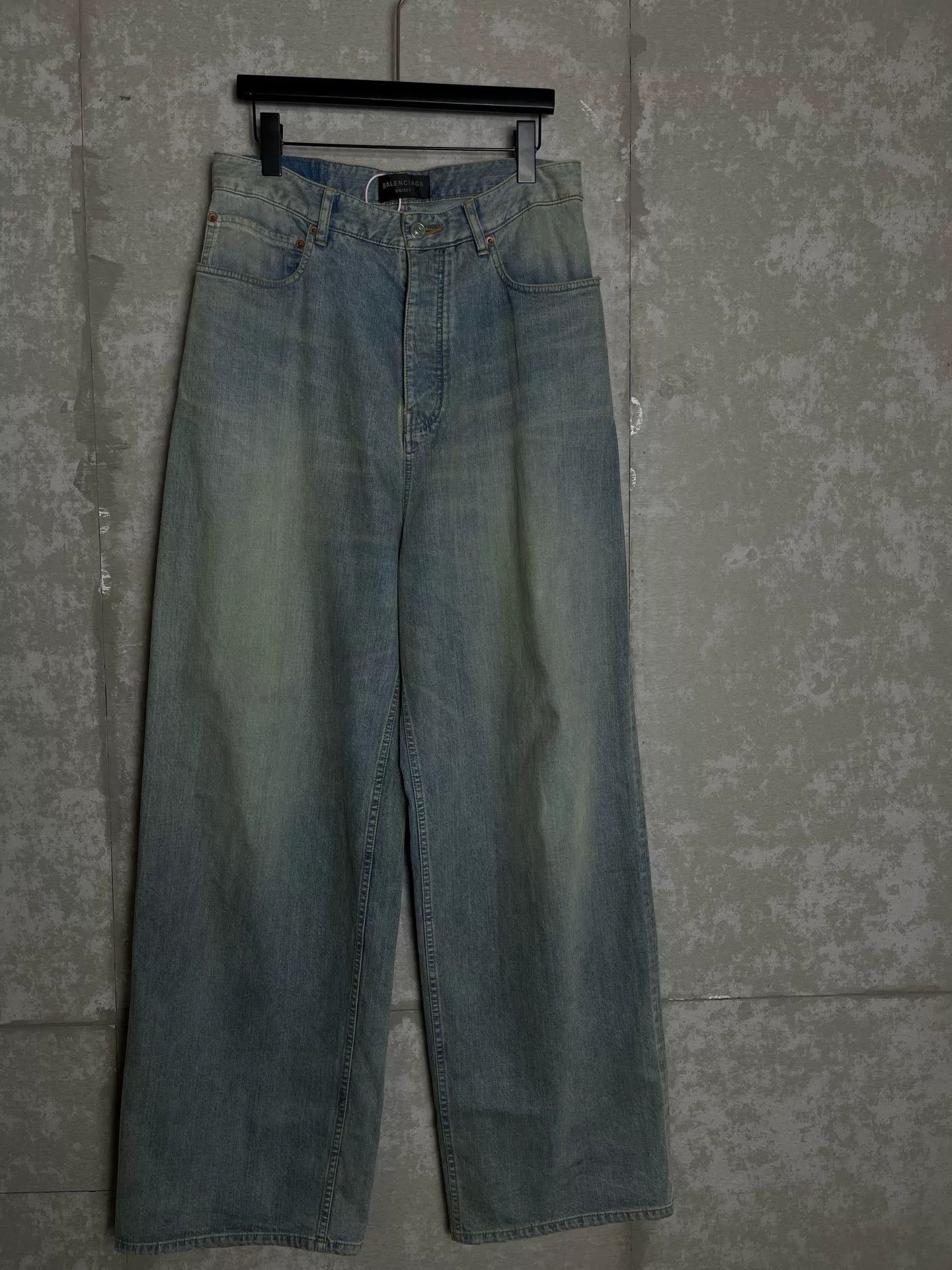 Balenciaga Balenciaga Washed Distressed Wide Leg Jeans XS Size US 28 / EU 44 - 2 Thumbnail