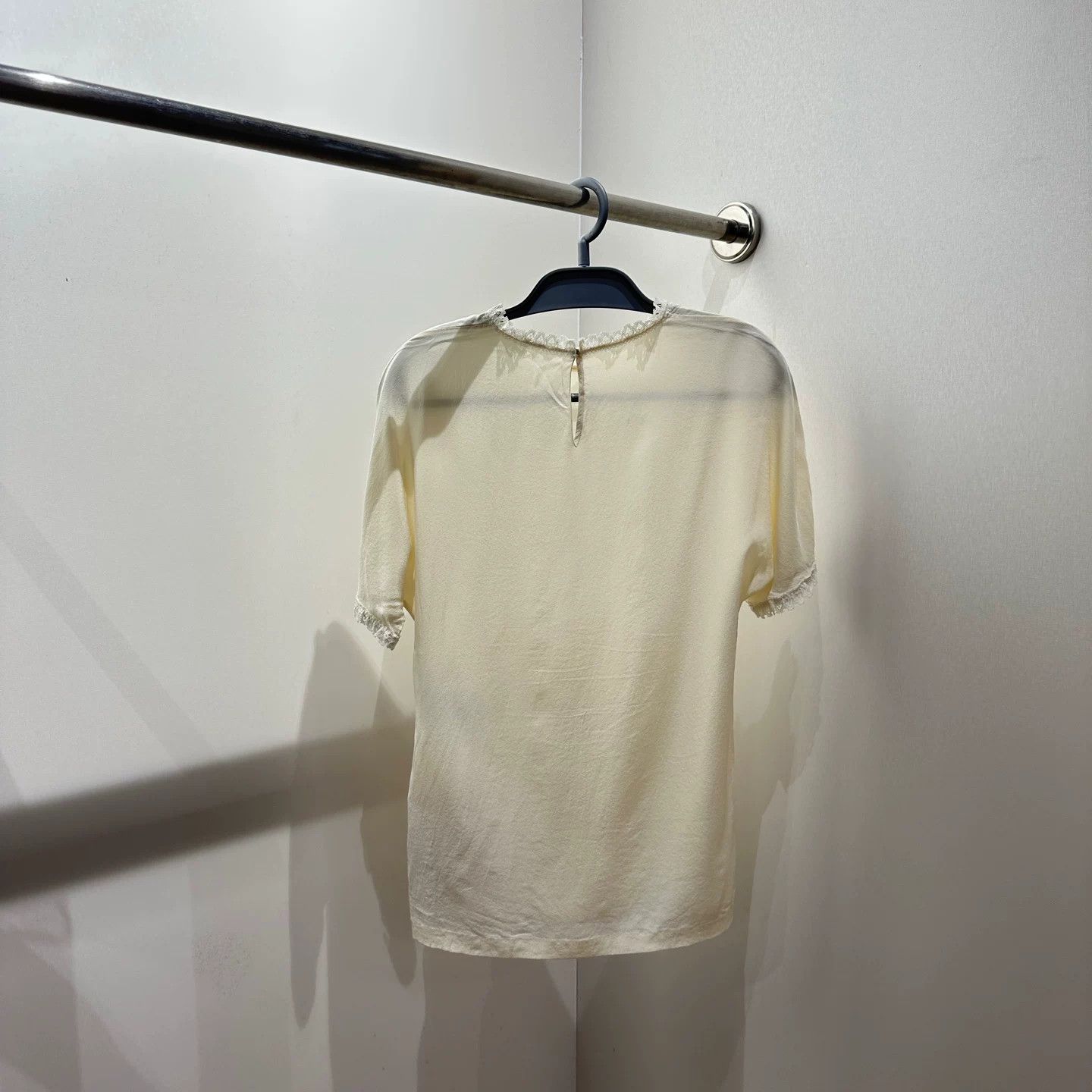 Dolce & Gabbana Dolce & Gabbana Silk T-Shirt it_36 Women Size XS / US 0-2 / IT 36-38 - 2 Thumbnail