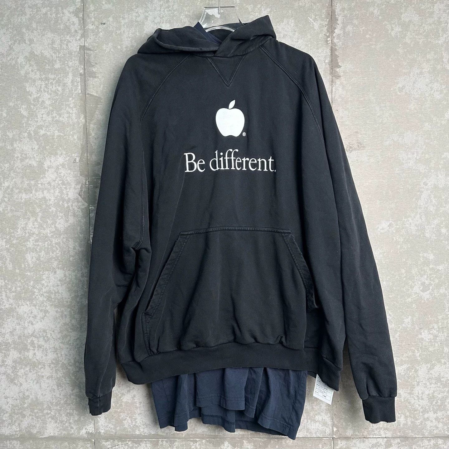 Balenciaga Balenciaga Be Different Apple Double Hoodie Size 2 Size US M / EU 48-50 / 2 - 2 Thumbnail