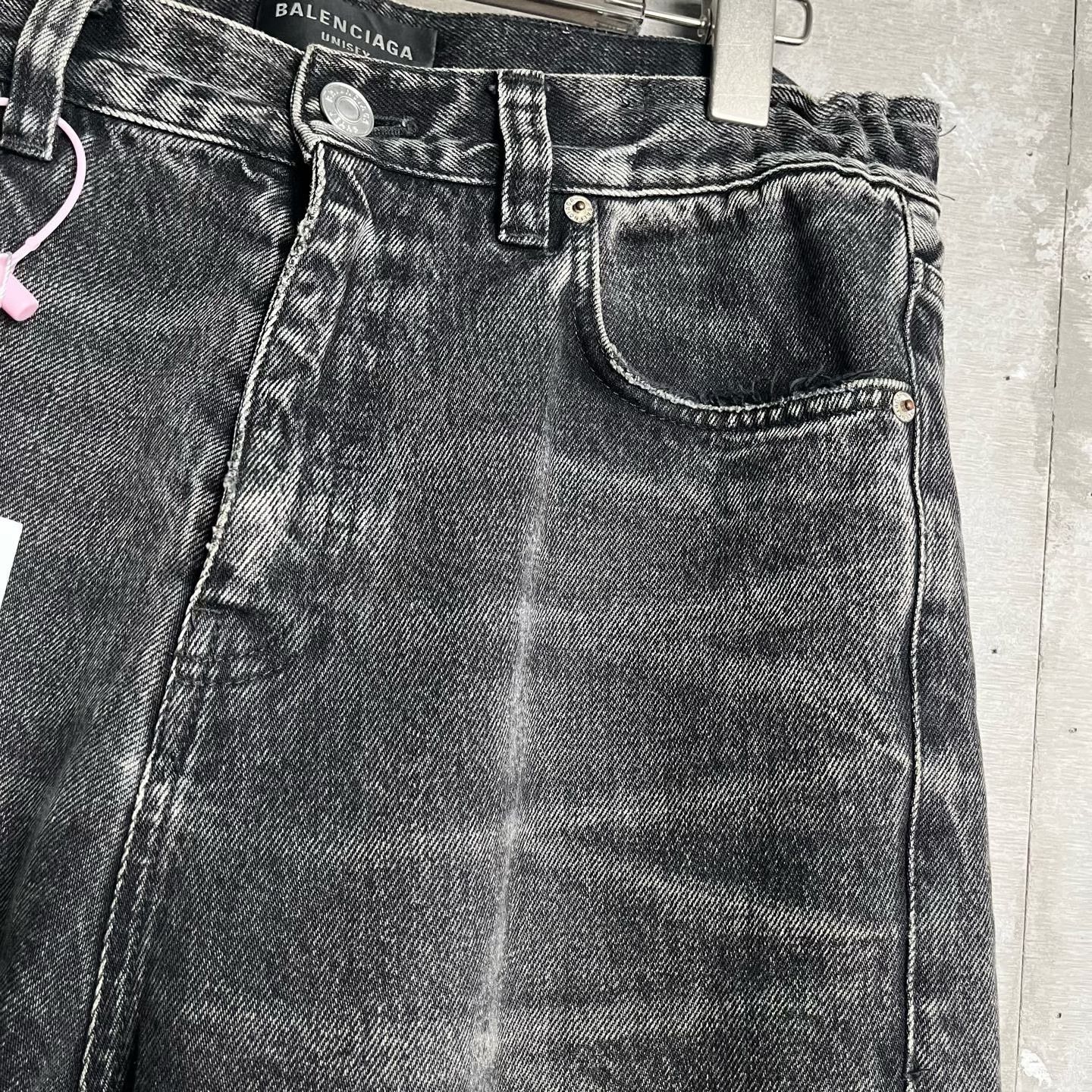 Balenciaga Balenciaga Washed Distressed Denim XS Size US 28 / EU 44 - 4 Thumbnail