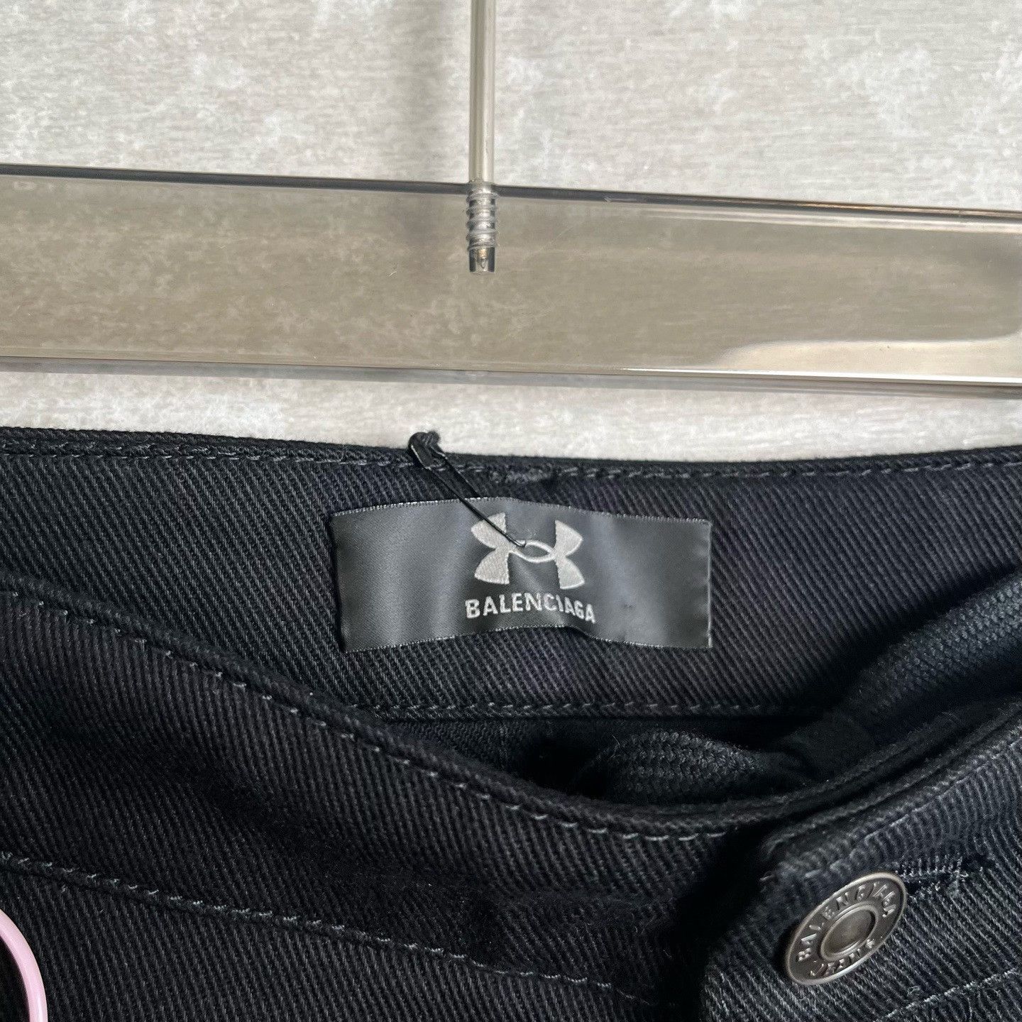 Balenciaga Balenciaga x Under Armour Side Stripe Pants Size M Size US 32 / EU 48 - 3 Thumbnail