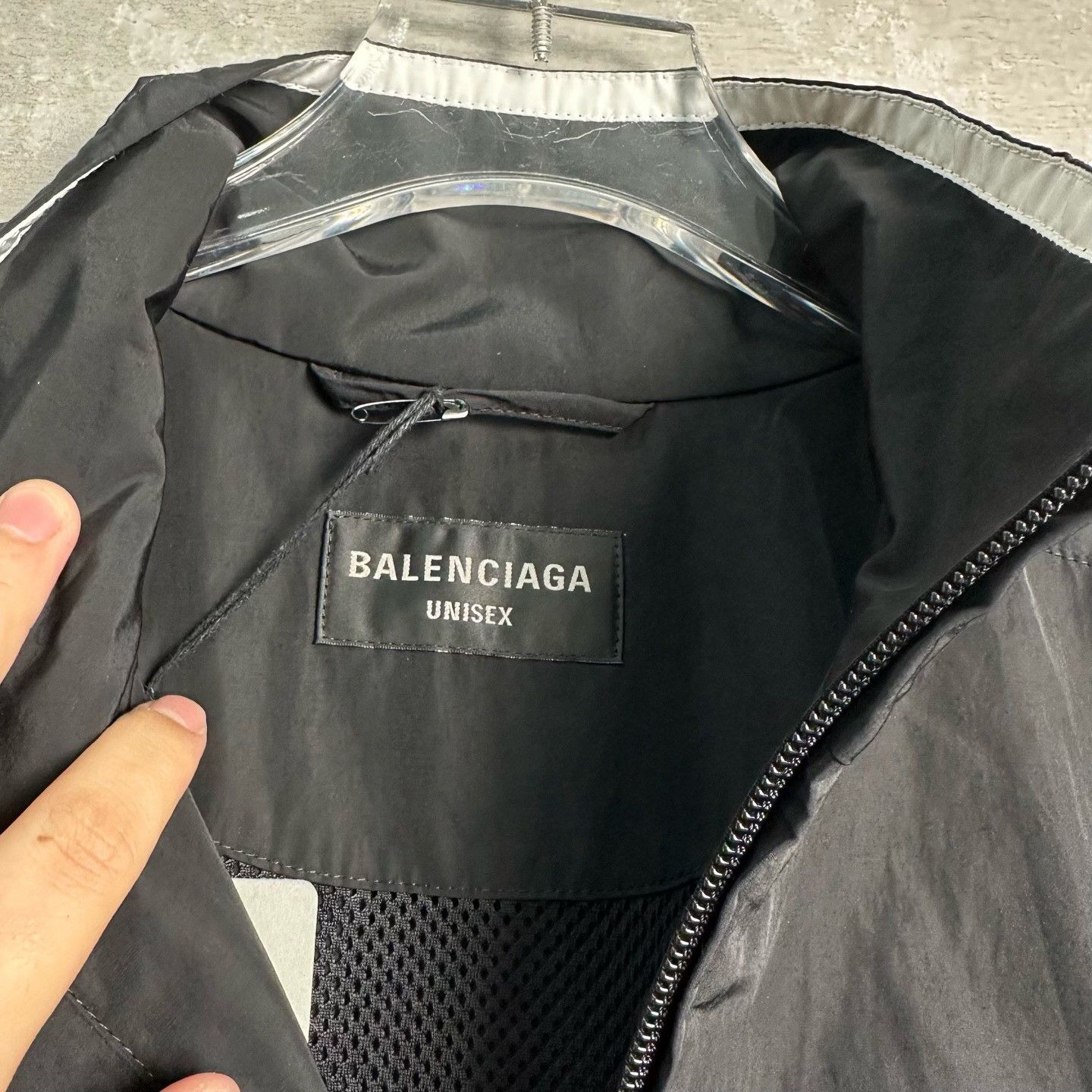 Balenciaga Balenciaga Striped 3B Logo Zip Jacket XS Size US XS / EU 42 / 0 - 4 Thumbnail