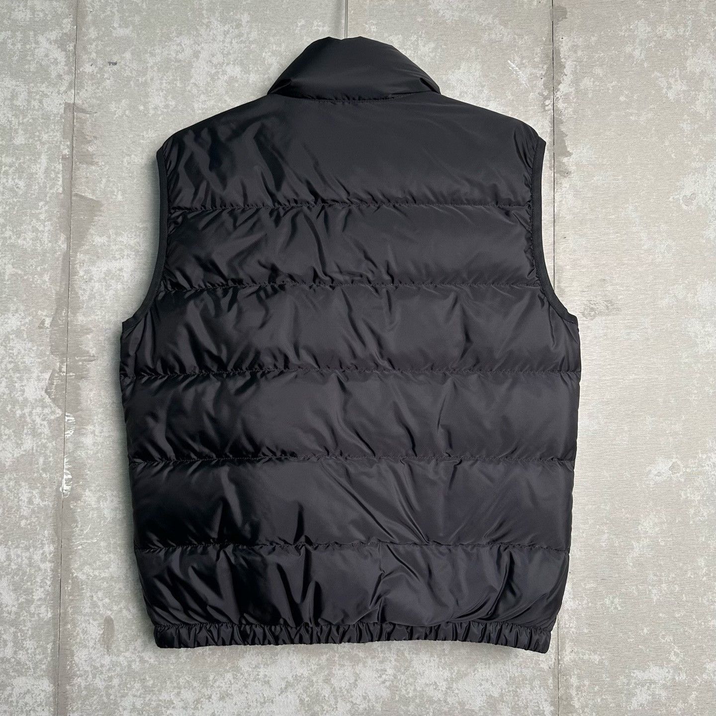 Prada Prada Black Down Vest EU 48 Size US M / EU 48-50 / 2 - 5 Thumbnail