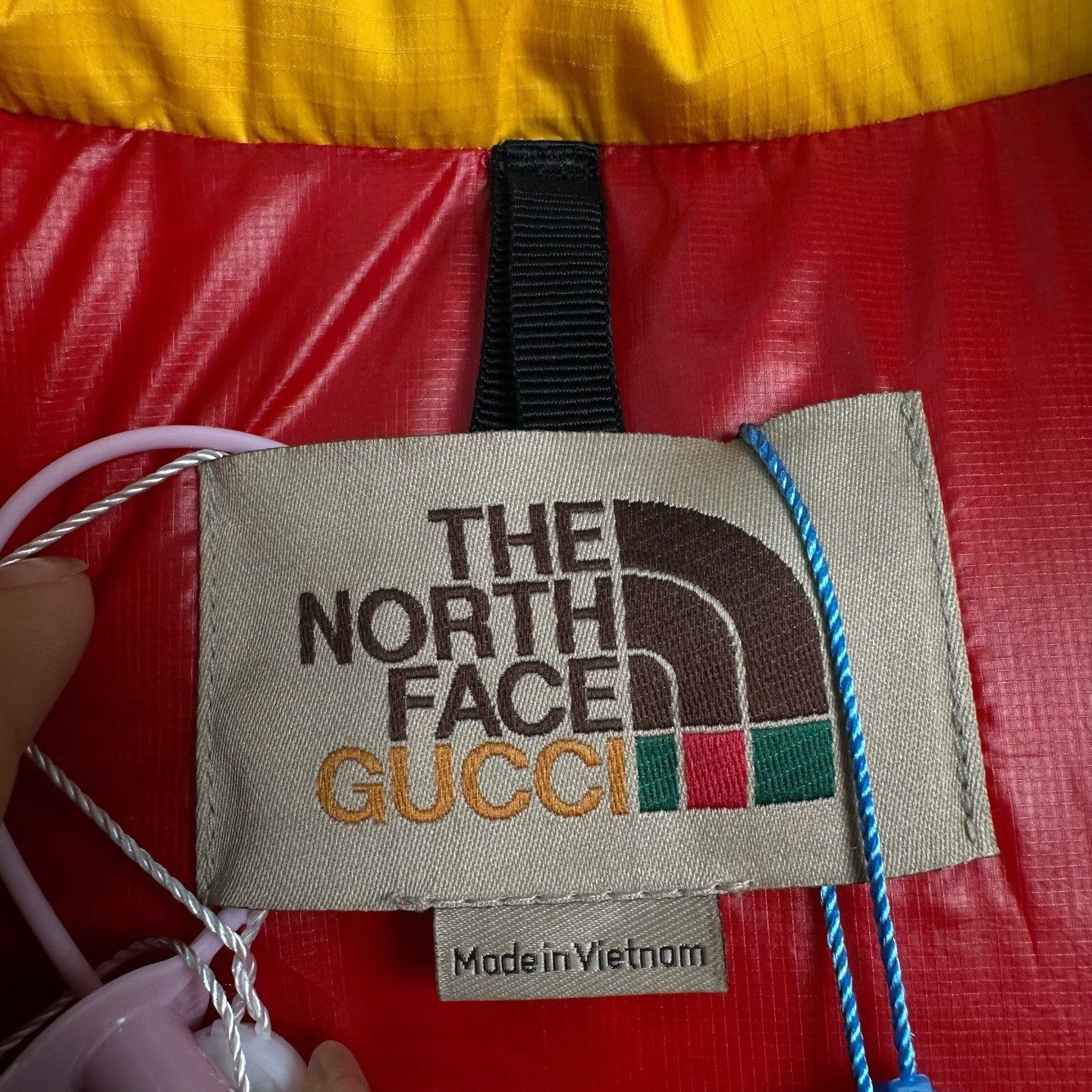 Gucci × The North Face Gucci x The North Face Yellow Puffer Vest Size M Size US M / EU 48-50 / 2 - 4 Thumbnail