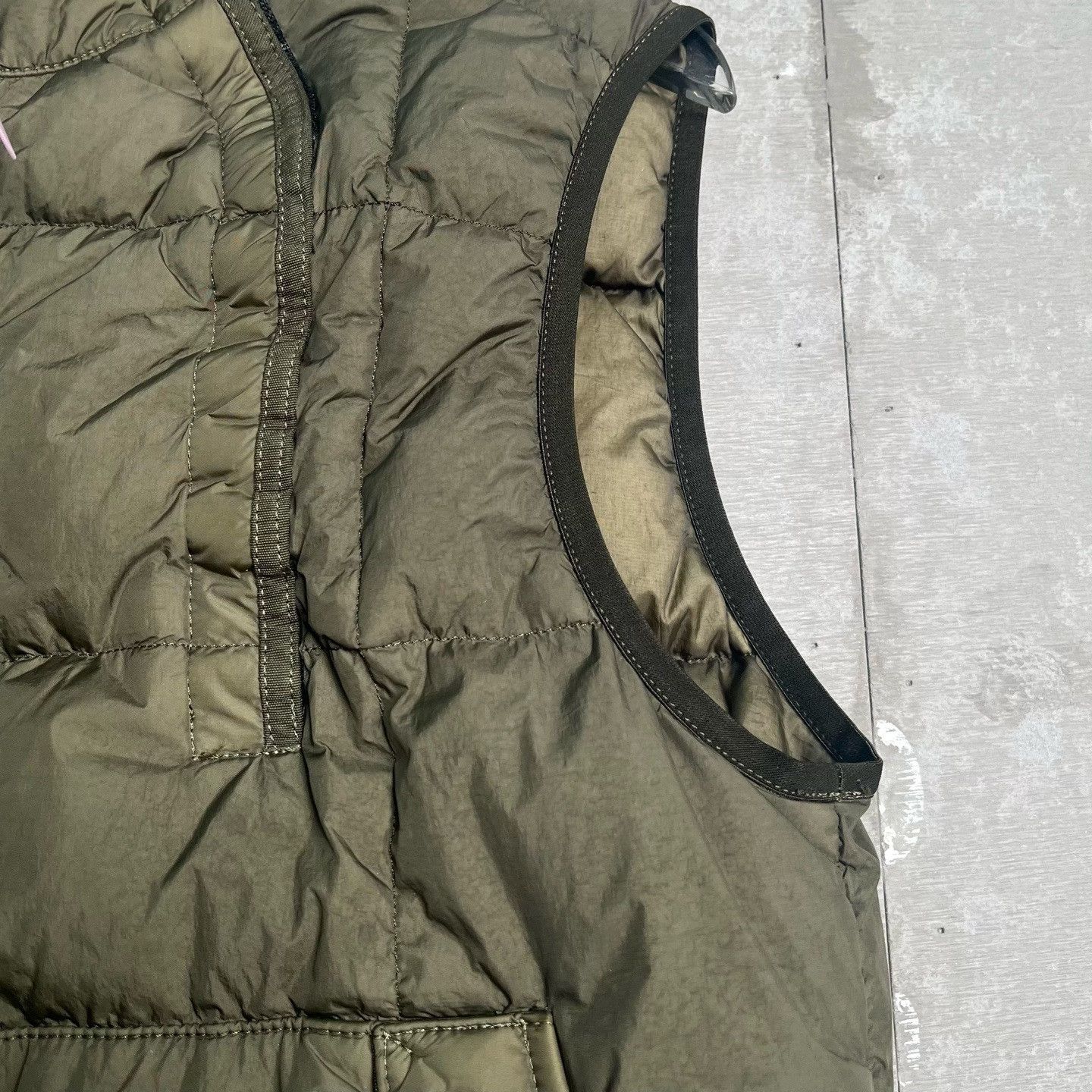 Stone Island Stone Island Metallic Nylon Down Vest Size M Size US M / EU 48-50 / 2 - 4 Thumbnail