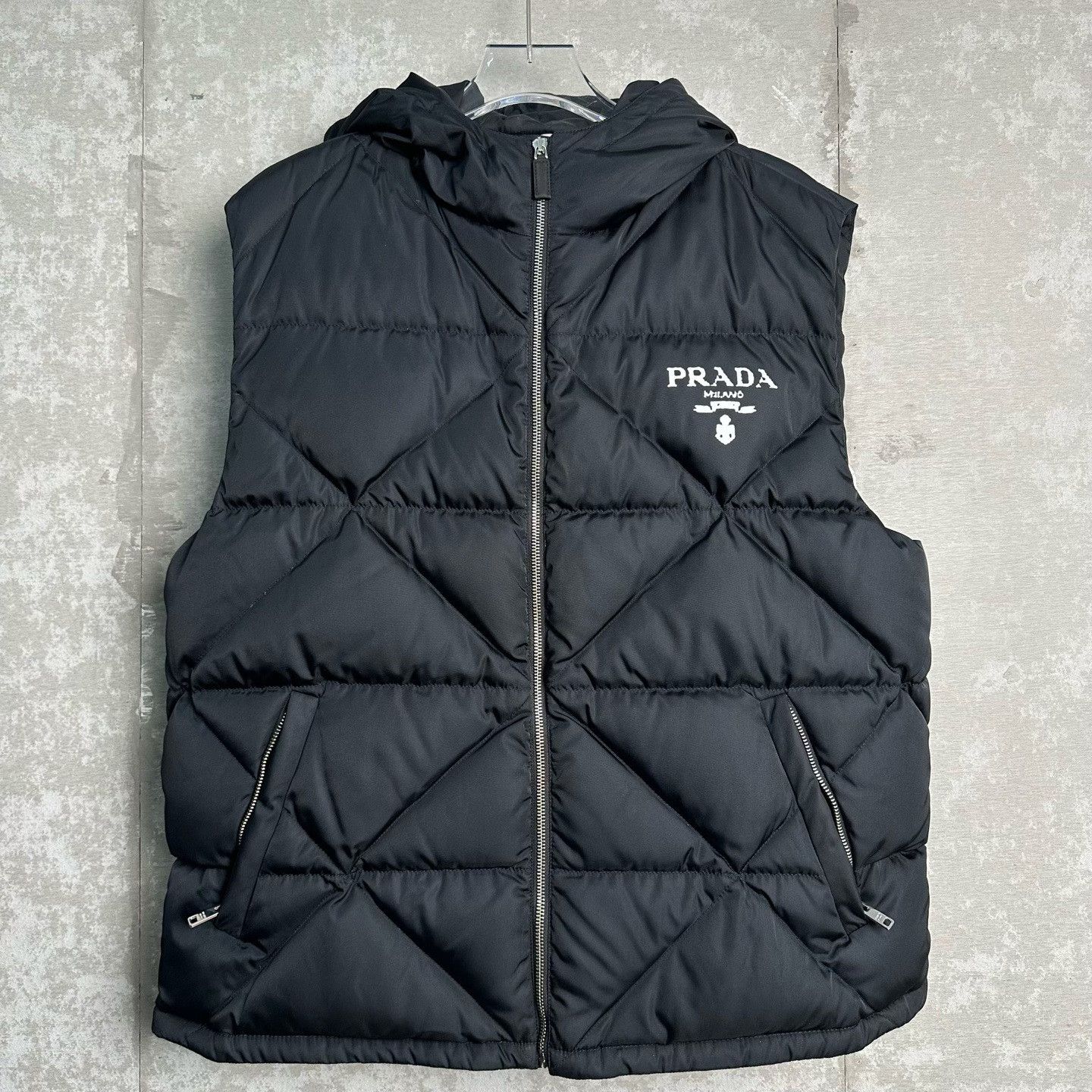 Prada Prada Hooded Puffer Vest XL Size US XL / EU 56 / 4 - 2 Thumbnail