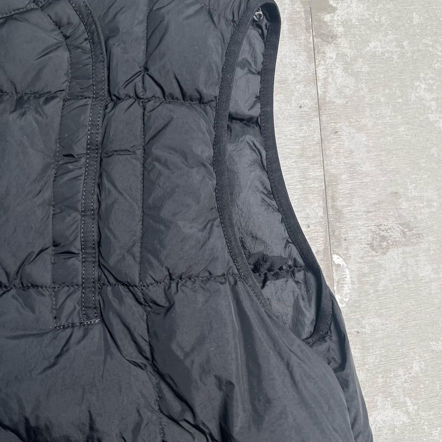 Stone Island Stone Island Metal Nylon Down Puffer Vest XL Size US XL / EU 56 / 4 - 4 Thumbnail