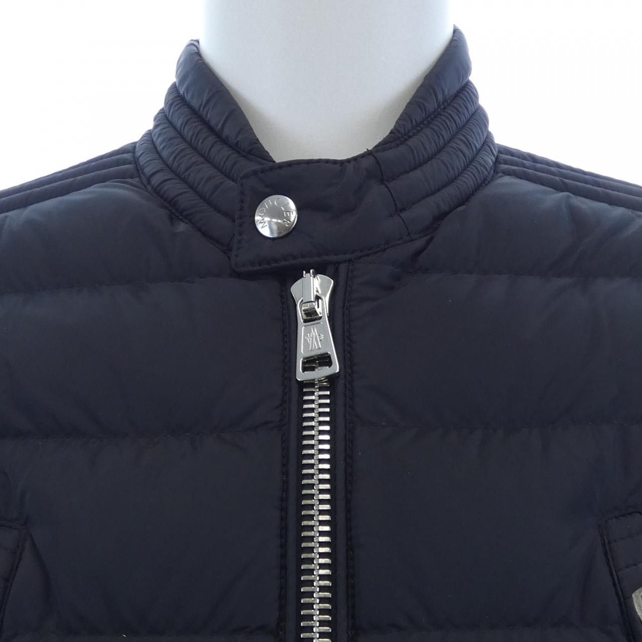 Moncler Moncler Moncler AMIOT Down Jacket Textile Outerwear AMIOT DUTY FREE for USA Size ONE SIZE - 6 Thumbnail