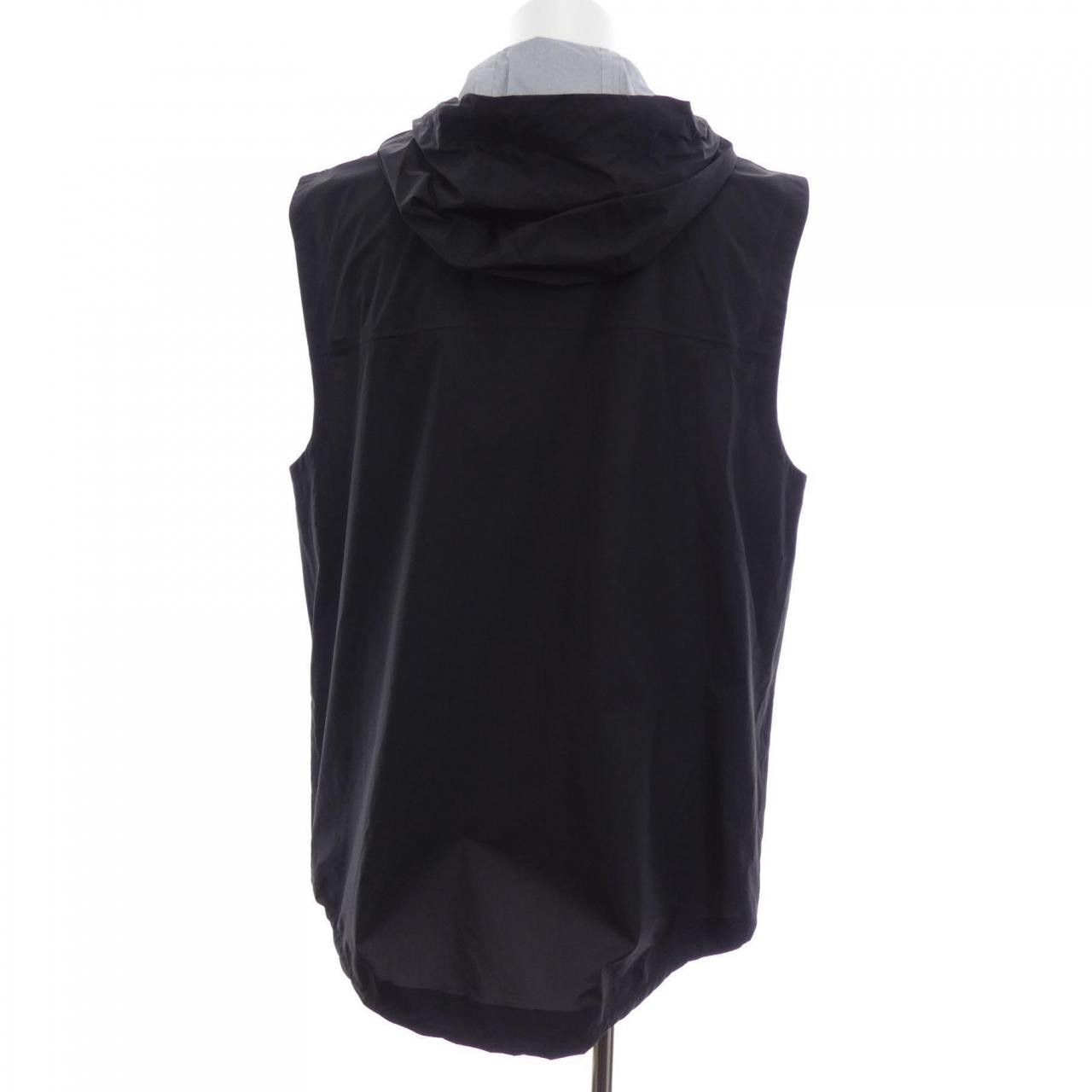 Prada Prada Prada Knit Vest Others Tops SGN995S1821SYD DUTY FREE for USA Size ONE SIZE - 2 Thumbnail