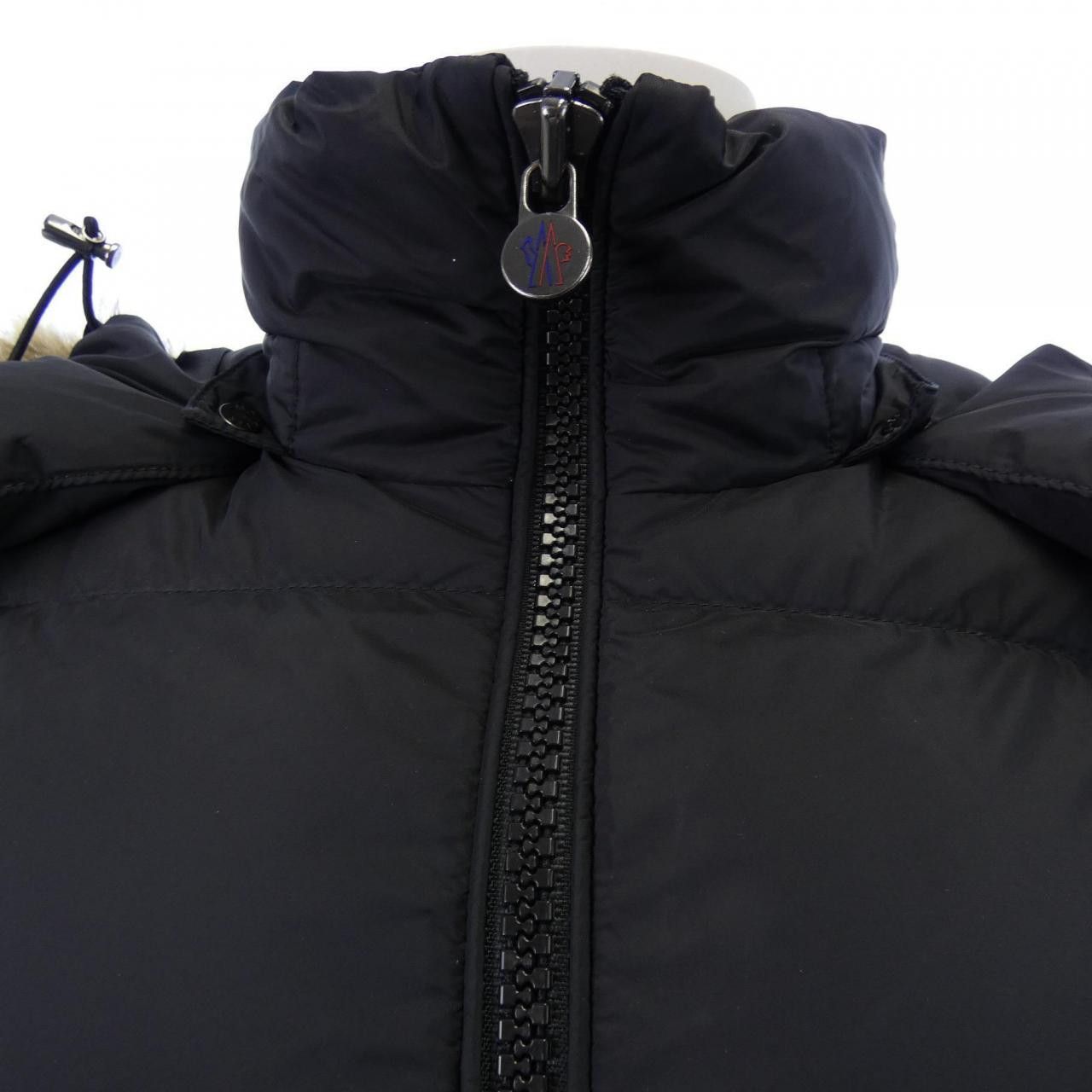 Moncler Moncler Moncler MAYAF Down Jacket Textile Outerwear 5968E DUTY FREE for USA Size ONE SIZE - 6 Thumbnail