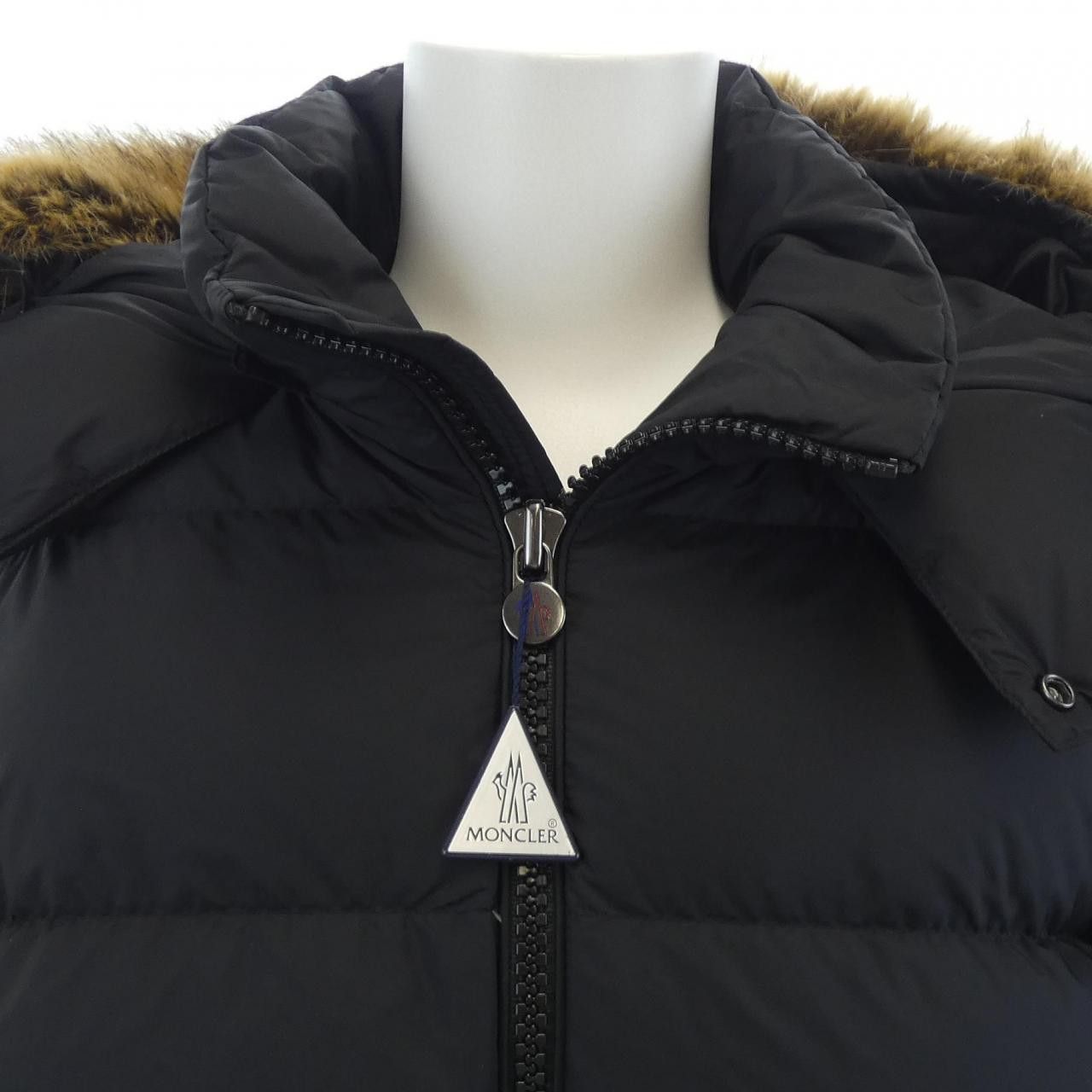 Moncler Moncler Moncler MAYAF Down Jacket Textile Outerwear 5968E DUTY FREE for USA Size ONE SIZE - 7 Thumbnail