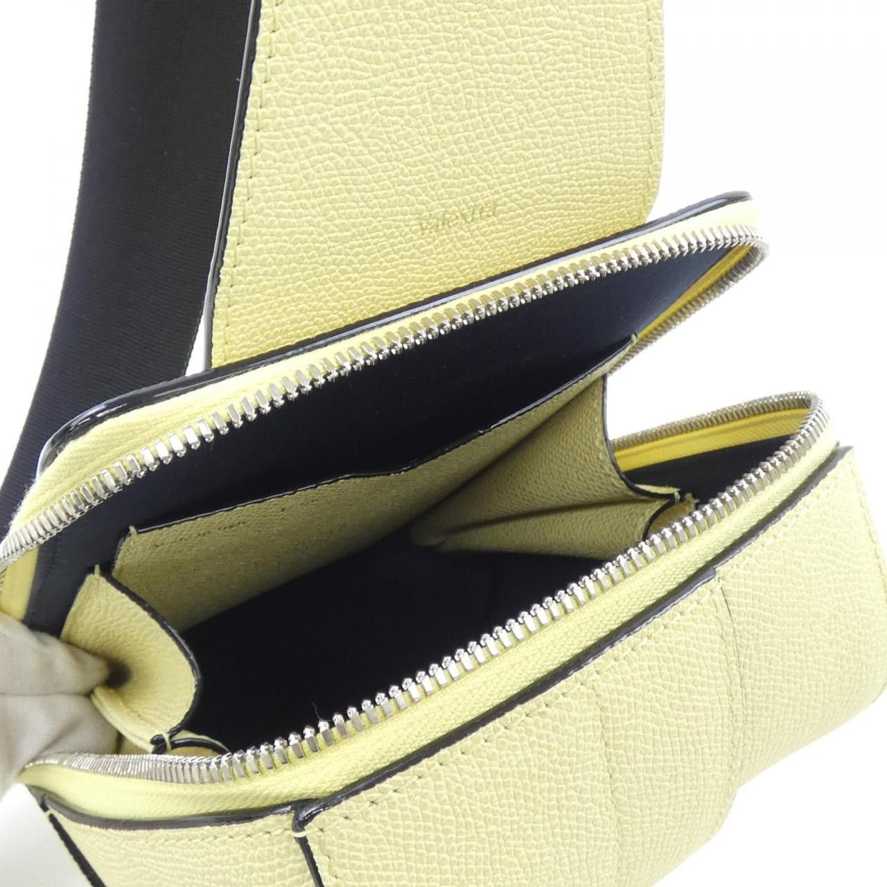 Valextra Valextra Valextra V Line Mini Shoulder Bag Leather Shoulder Bag DUTY FREE for USA Size ONE SIZE - 6 Thumbnail