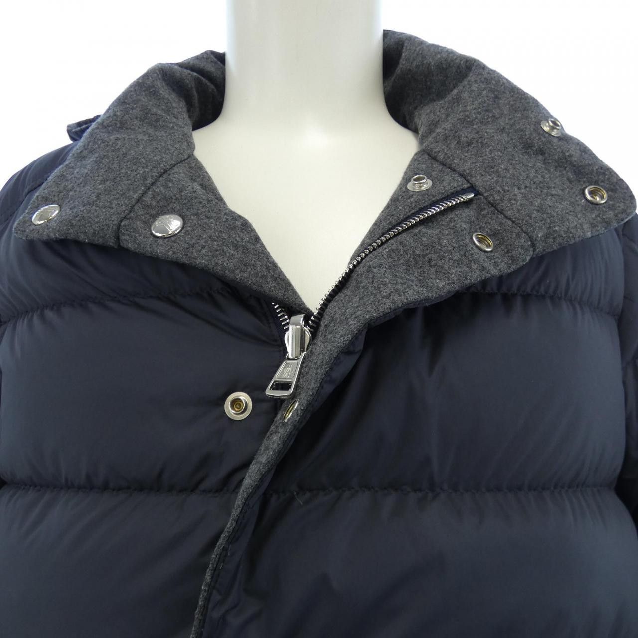 Moncler Moncler Moncler QUEYRAS Down Jacket Textile Outerwear QUEYRAS DUTY FREE for USA Size ONE SIZE - 6 Thumbnail
