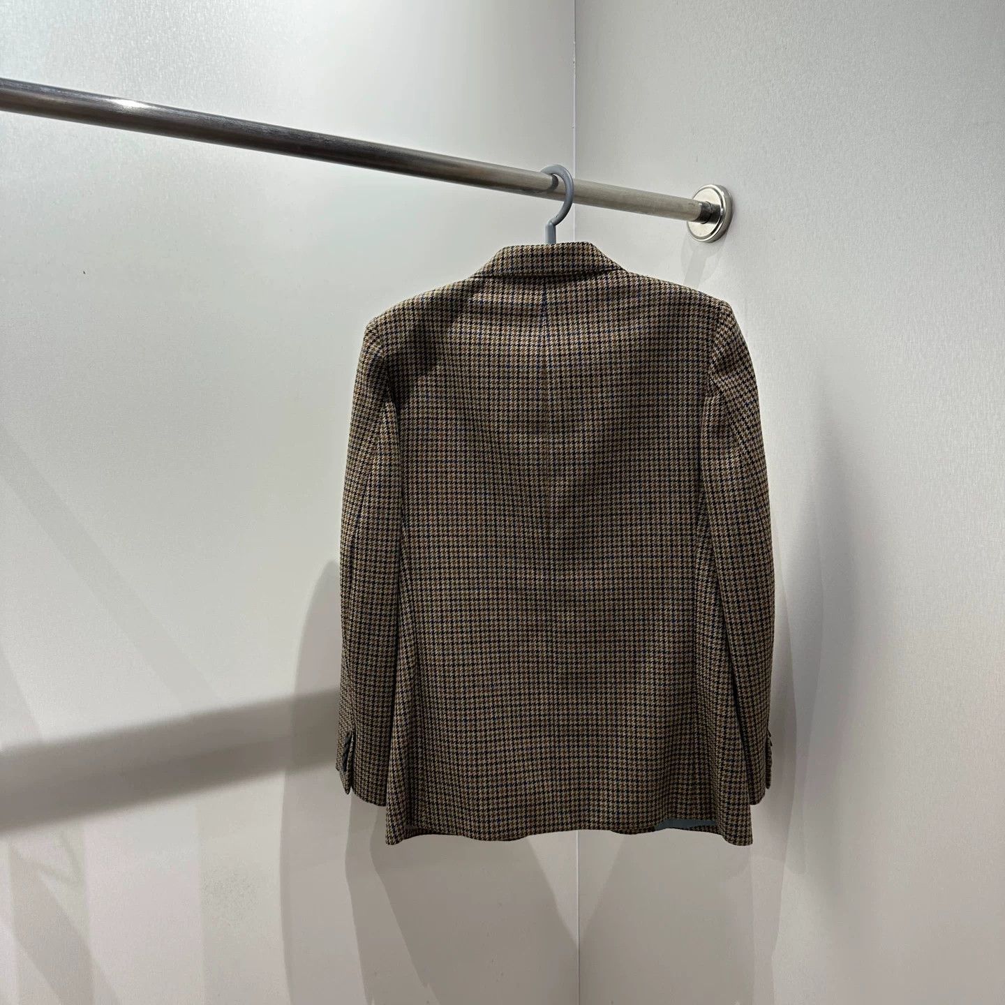 Gucci Gucci Wool Plaid T-Shirt it_38 Women Size XS / US 0-2 / IT 36-38 - 2 Thumbnail