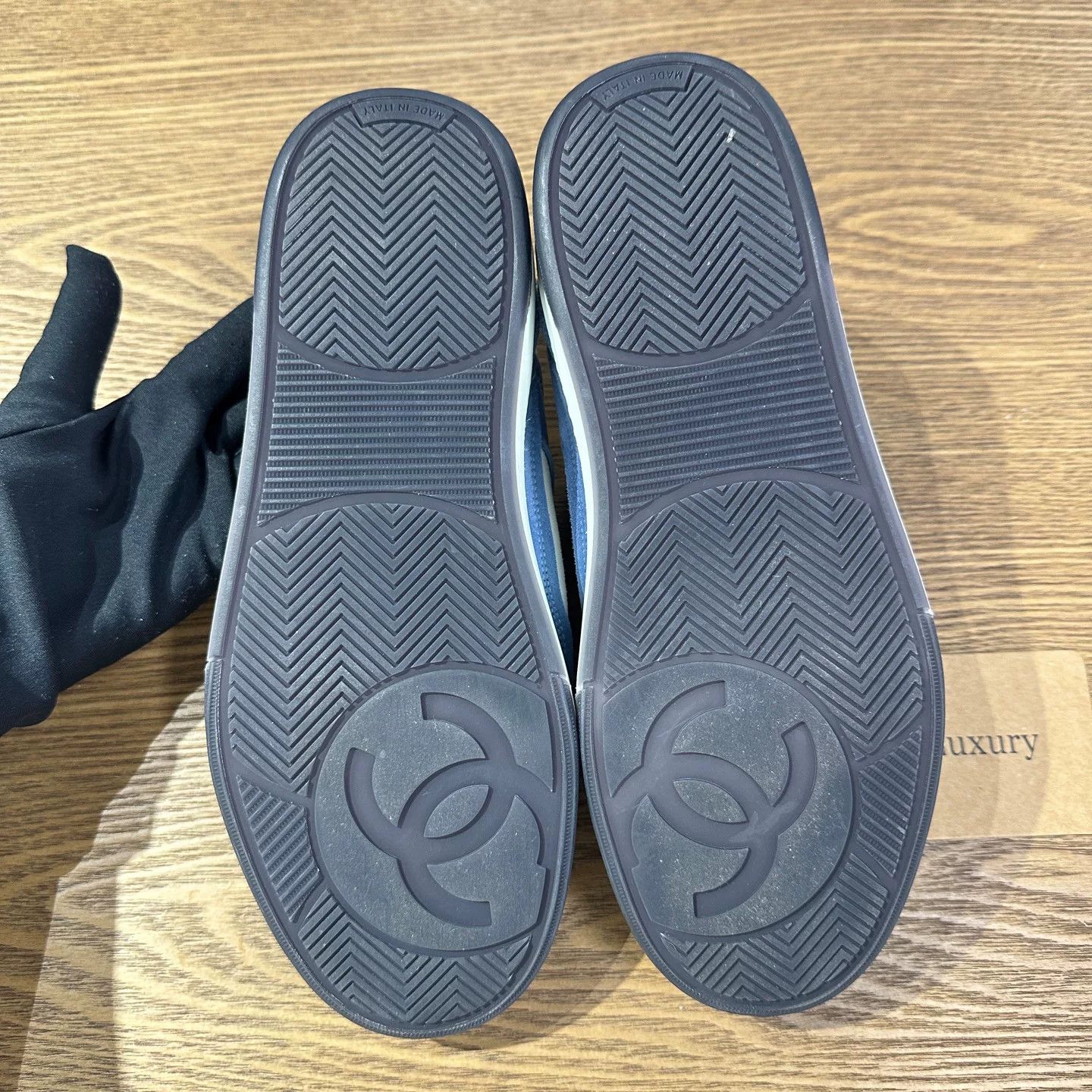 Chanel Chanel Retro Blue Lowtop Sneakers 5.5 Men Size US 5.5 / EU 38 - 5 Thumbnail