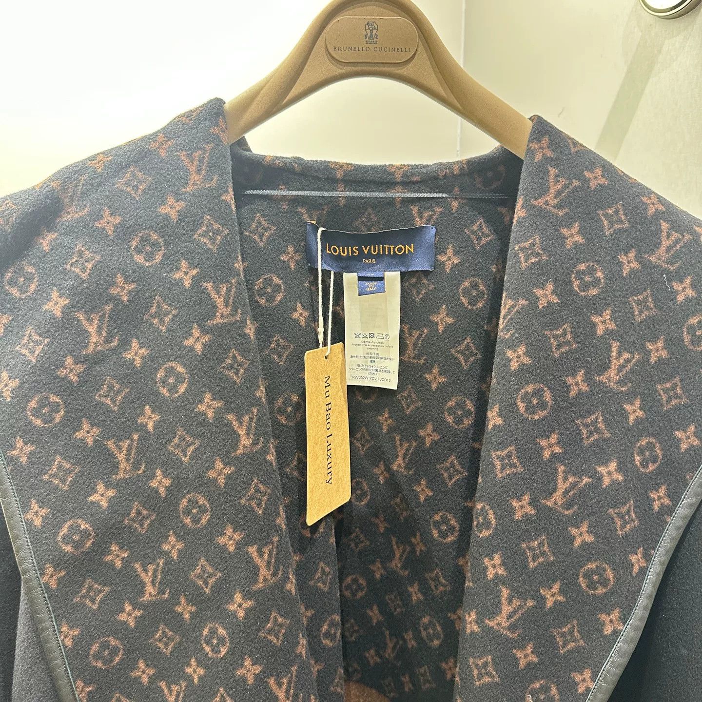 Louis Vuitton Louis Vuitton T-Shirt it_36 Women Size XS / US 0-2 / IT 36-38 - 4 Thumbnail