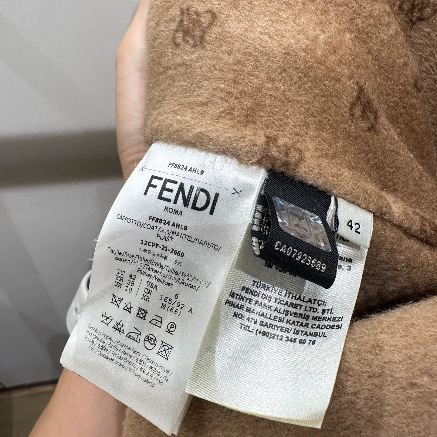 Fendi Fendi Long Brown T-Shirt it_42 Women Size M / US 6-8 / IT 42-44 - 7 Thumbnail