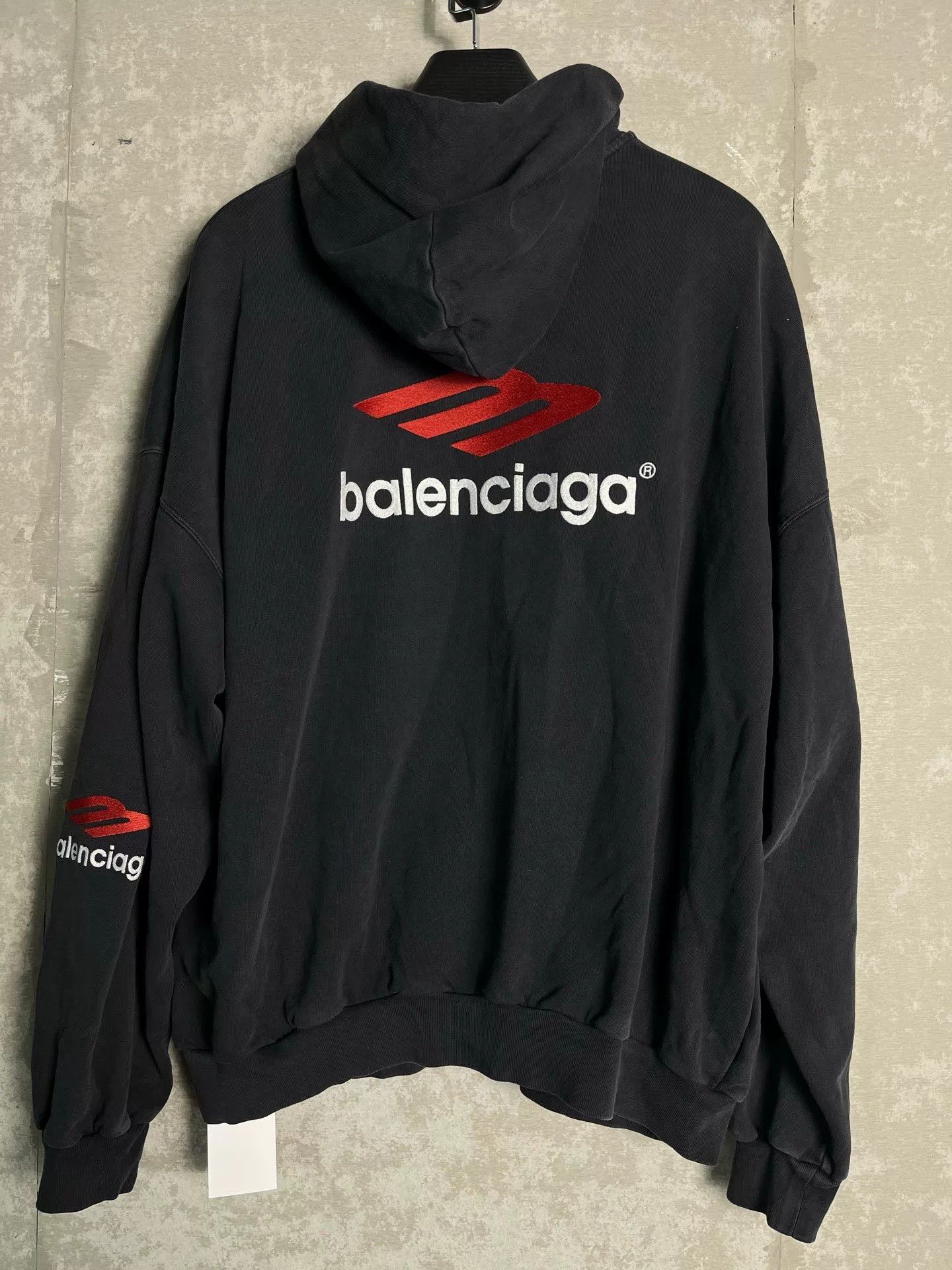 Balenciaga Balenciaga Graphic Logo Hoodie Size 2 Size US M / EU 48-50 / 2 - 3 Thumbnail