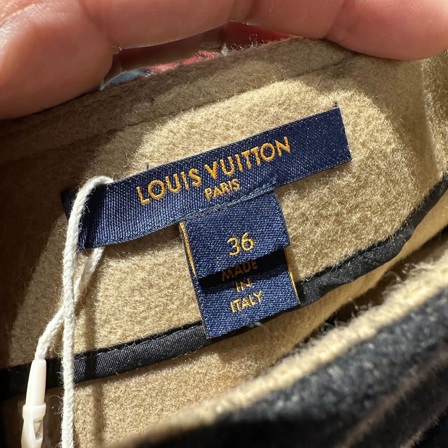 Louis Vuitton Louis Vuitton Retro T-Shirt it_36 Women Size XS / US 0-2 / IT 36-38 - 3 Thumbnail