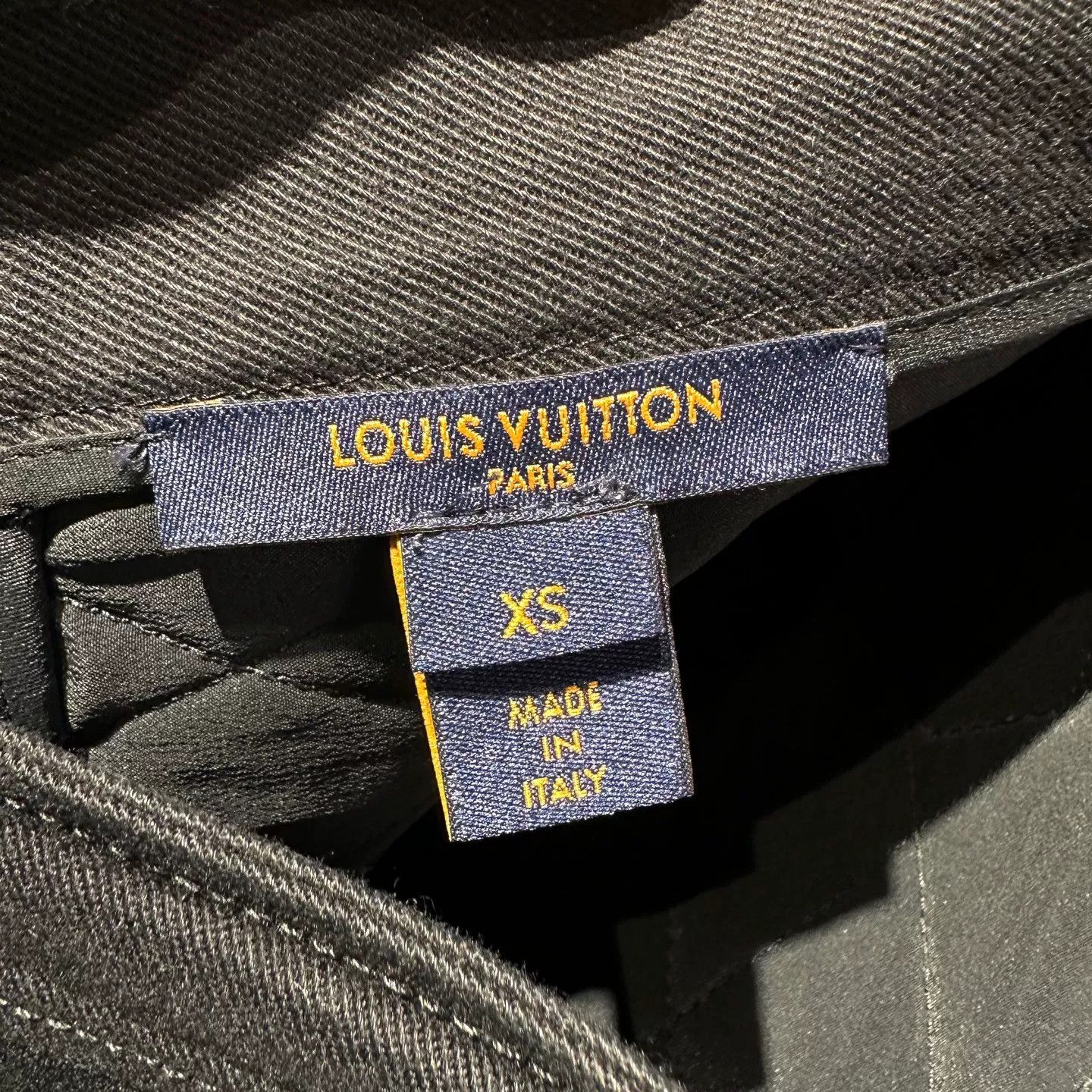 Louis Vuitton Louis Vuitton T-Shirt XS Women Size XS / US 0-2 / IT 36-38 - 3 Thumbnail