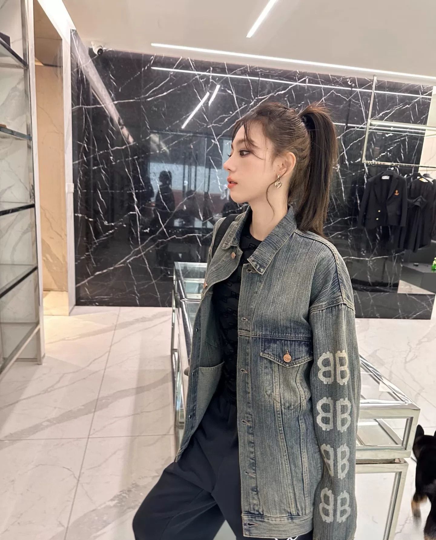 Balenciaga Balenciaga Bitcoin Logo Denim Jacket XS Size US XS / EU 42 / 0 - 7 Thumbnail