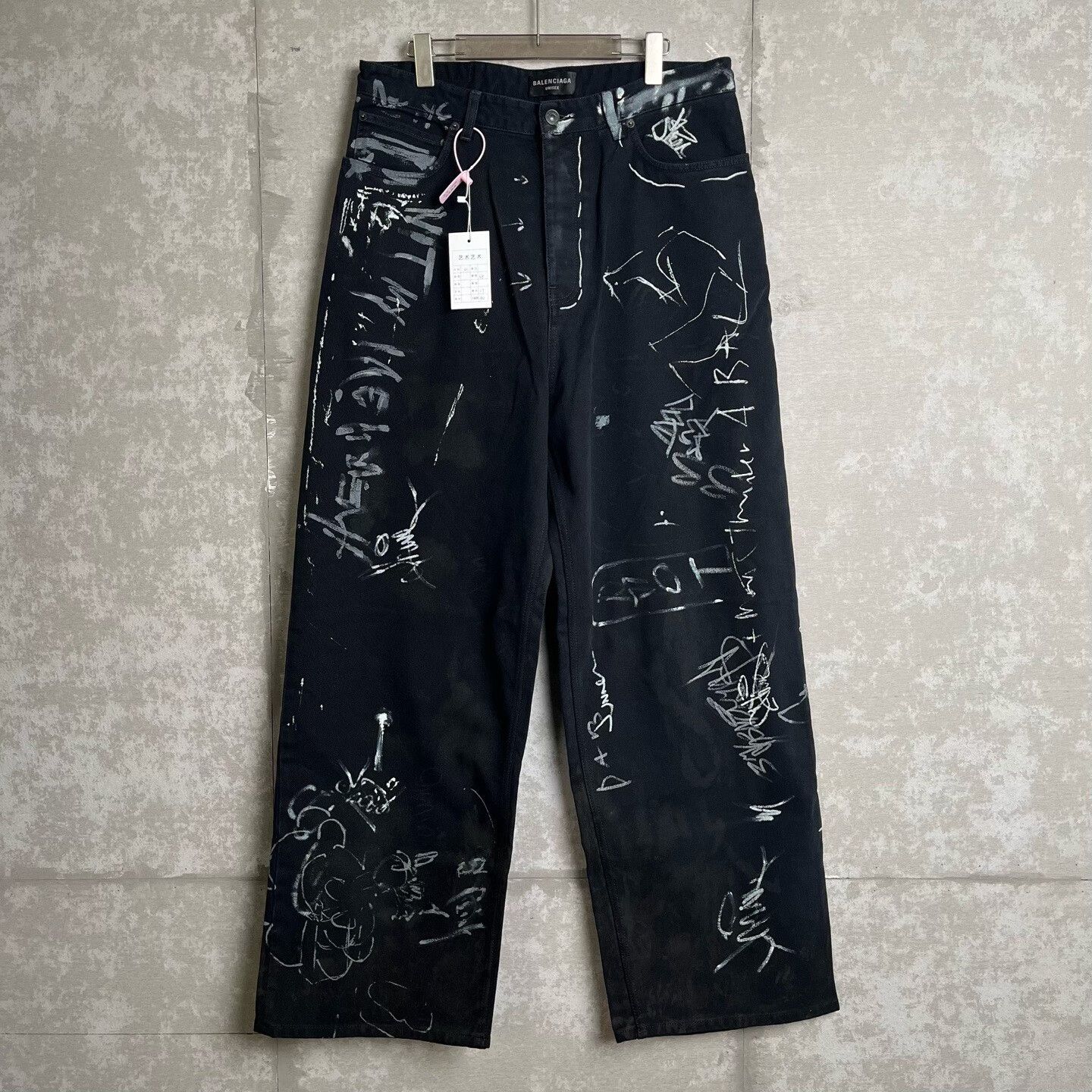 Balenciaga Balenciaga Graffiti Print Denim Jeans Size M Size US 32 / EU 48 - 2 Thumbnail