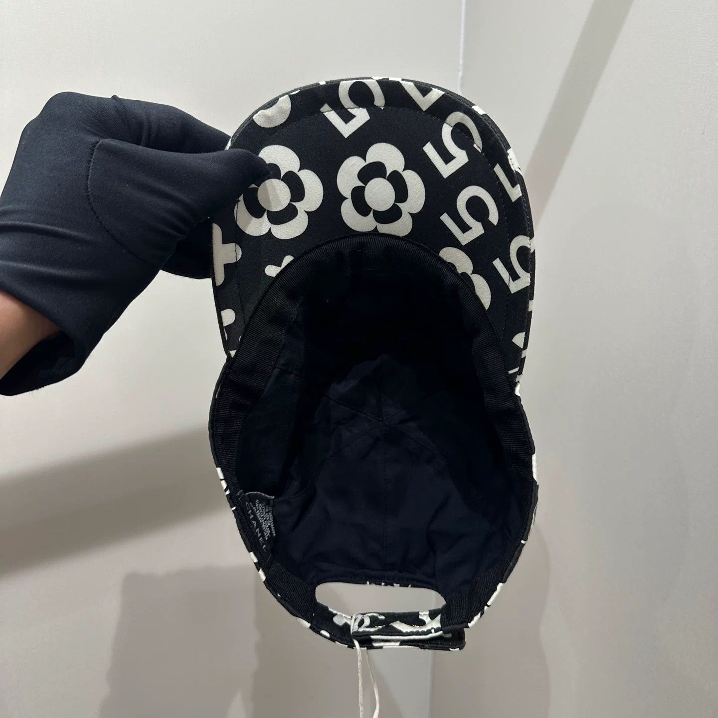 Chanel Chanel Retro Graphic Hat one size Men Size ONE SIZE - 4 Thumbnail