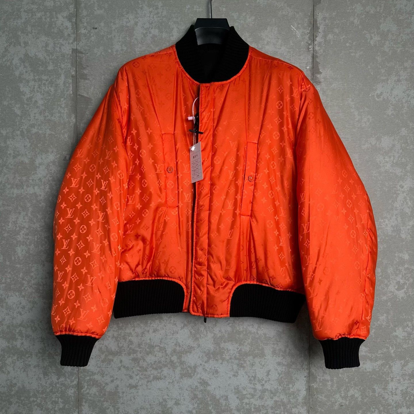 Louis Vuitton Louis Vuitton Reversible Monogram Bomber Jacket 50 Size US M / EU 48-50 / 2 - 4 Thumbnail