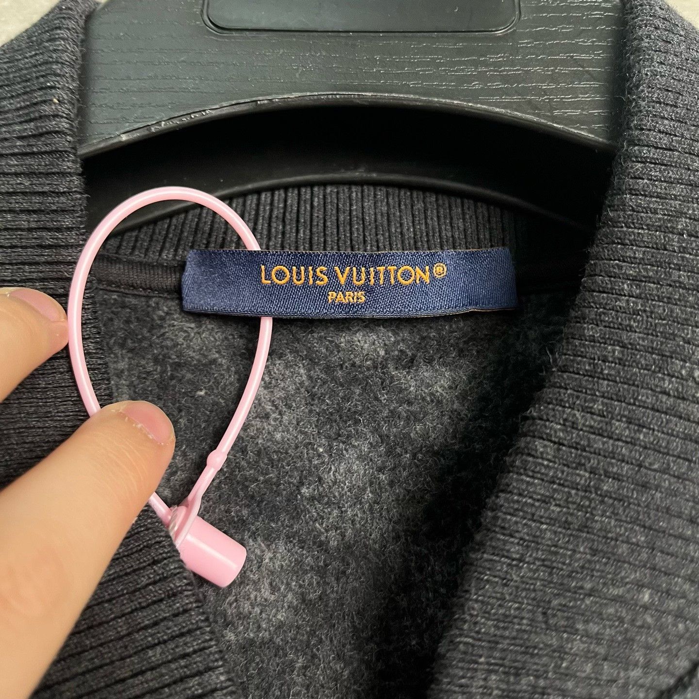 Louis Vuitton Louis Vuitton Damier Wool Pin Bomber Jacket S Size US S / EU 44-46 / 1 - 3 Thumbnail