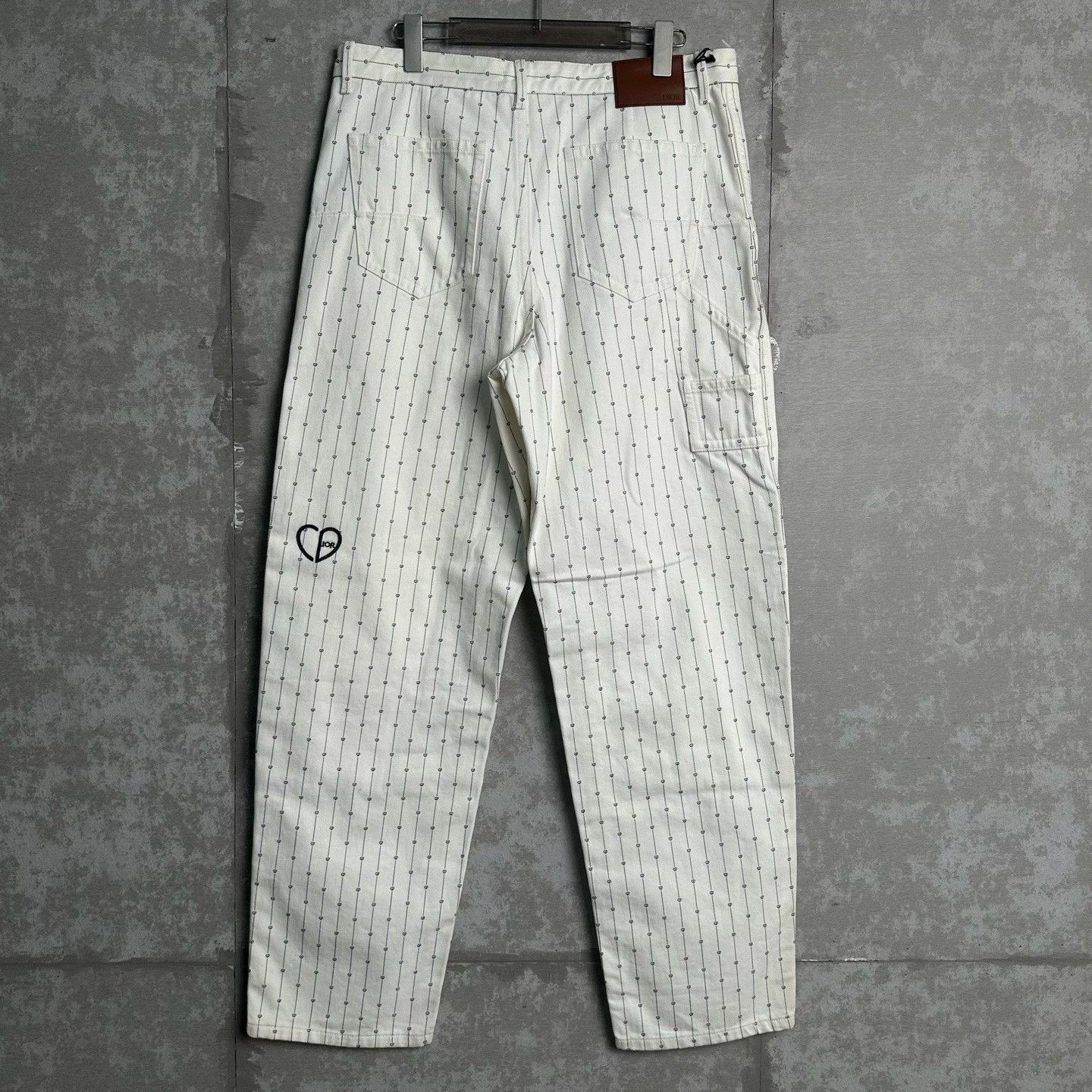 Dior Dior CD Heart Embroidered Casual Pants Size 33 Size US 33 - 2 Thumbnail