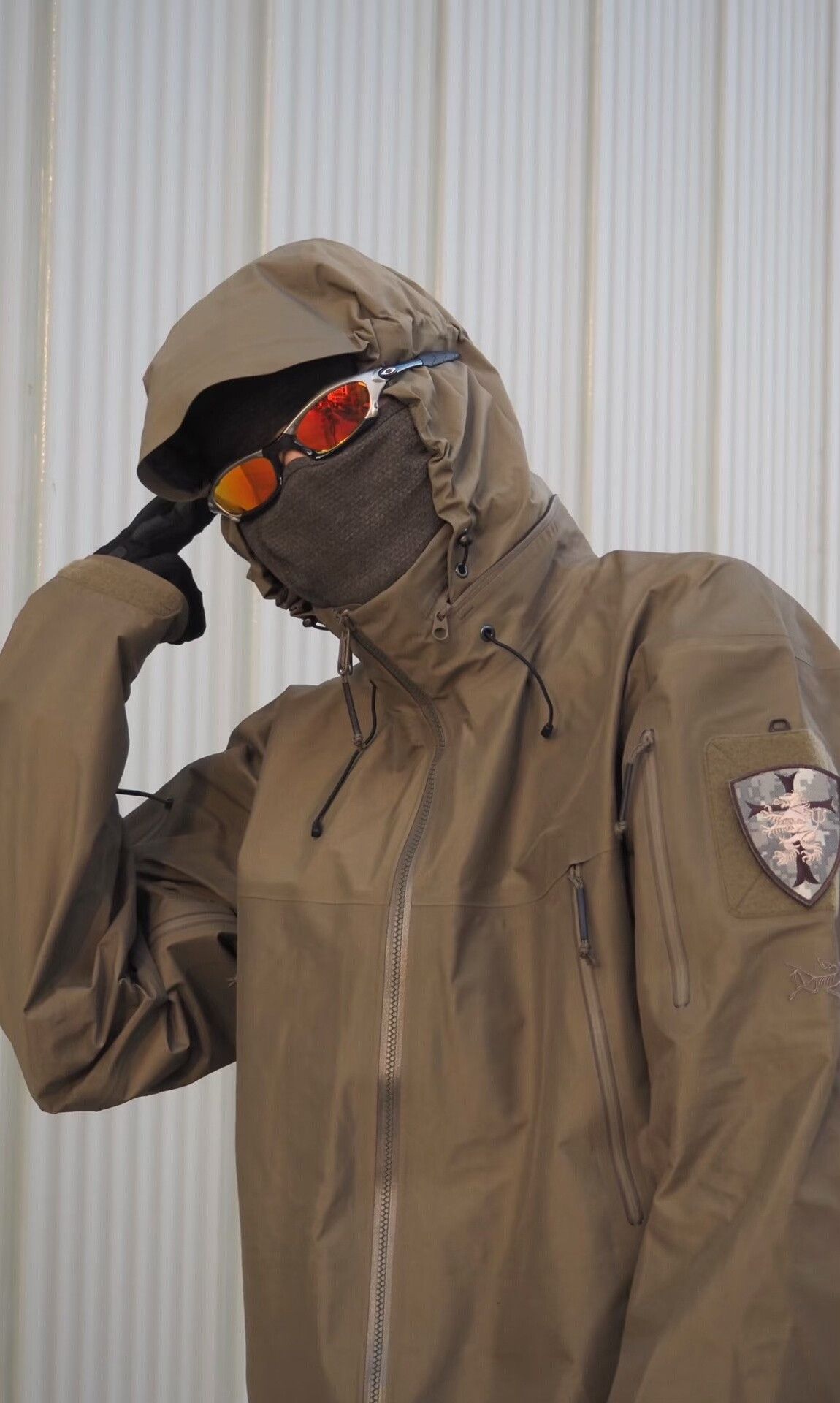 Arc'teryx Arc'teryx LEAF Gen 2 Alpha Jacket XL Size US XL / EU 56 / 4 - 7 Thumbnail
