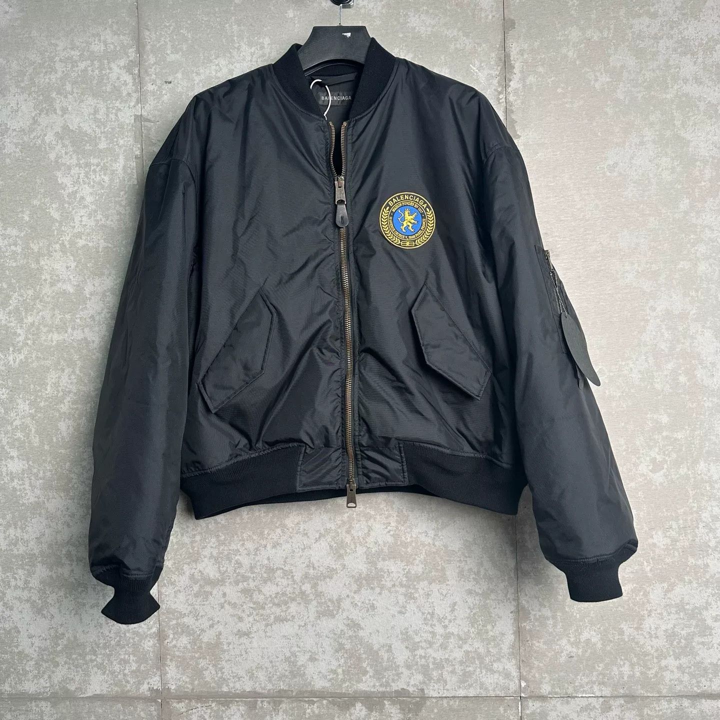 Balenciaga Balenciaga Lion Crest Bomber Jacket 48 Size US M / EU 48-50 / 2 - 2 Thumbnail