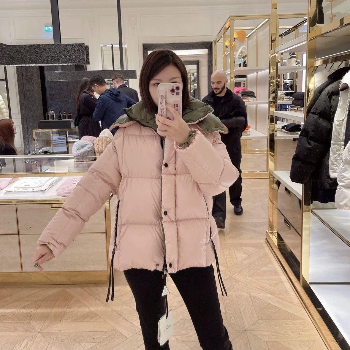 Moncler Moncler White Down Jacket S Women Size S / US 4 / IT 40 - 9 Thumbnail