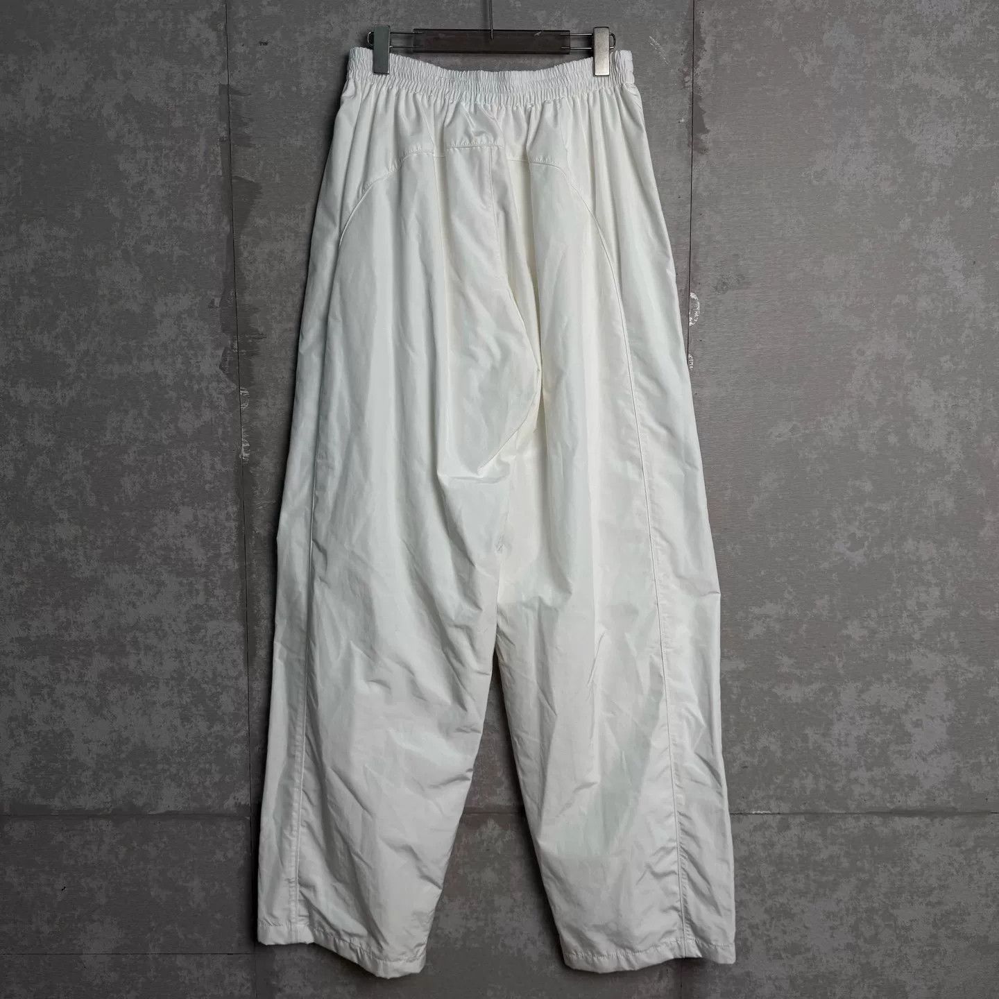 Balenciaga Balenciaga Manchester United Logo Track Pants 44 Size US 28 / EU 44 - 4 Thumbnail