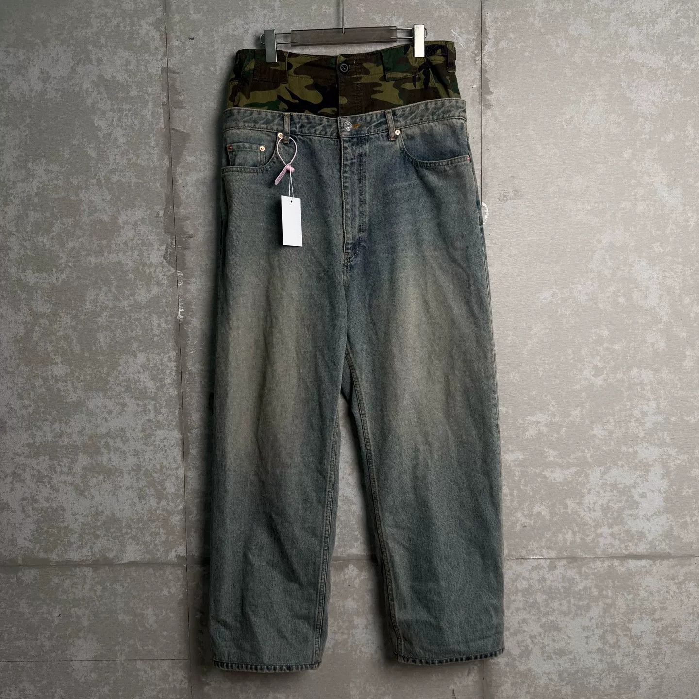 Balenciaga Balenciaga Camo Double Waist Denim Jeans M Size US 34 / EU 50 - 2 Thumbnail